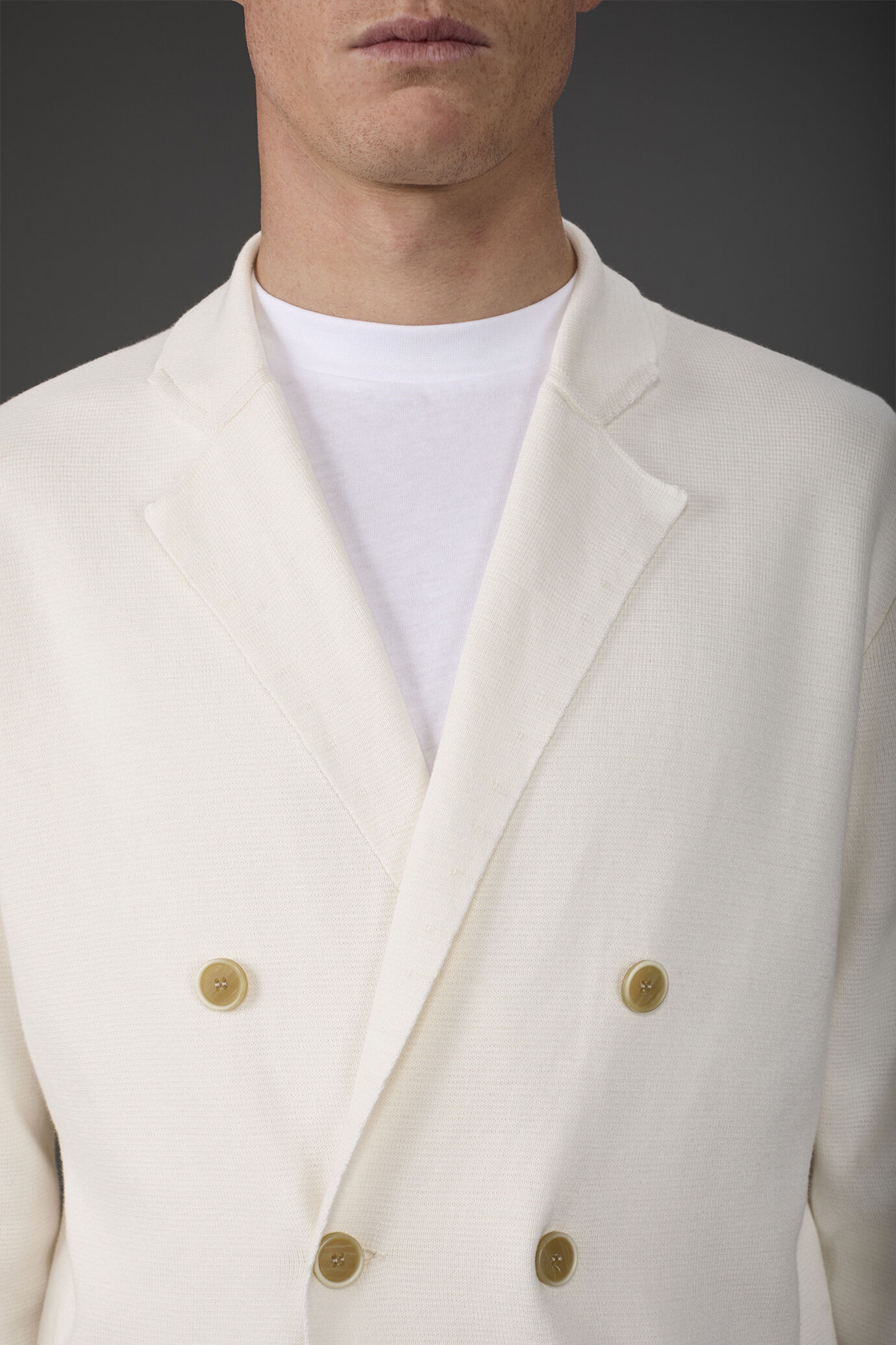 Cardigan uomo doppiopetto con tasche a toppa, punto milano 100% cotone image number 2