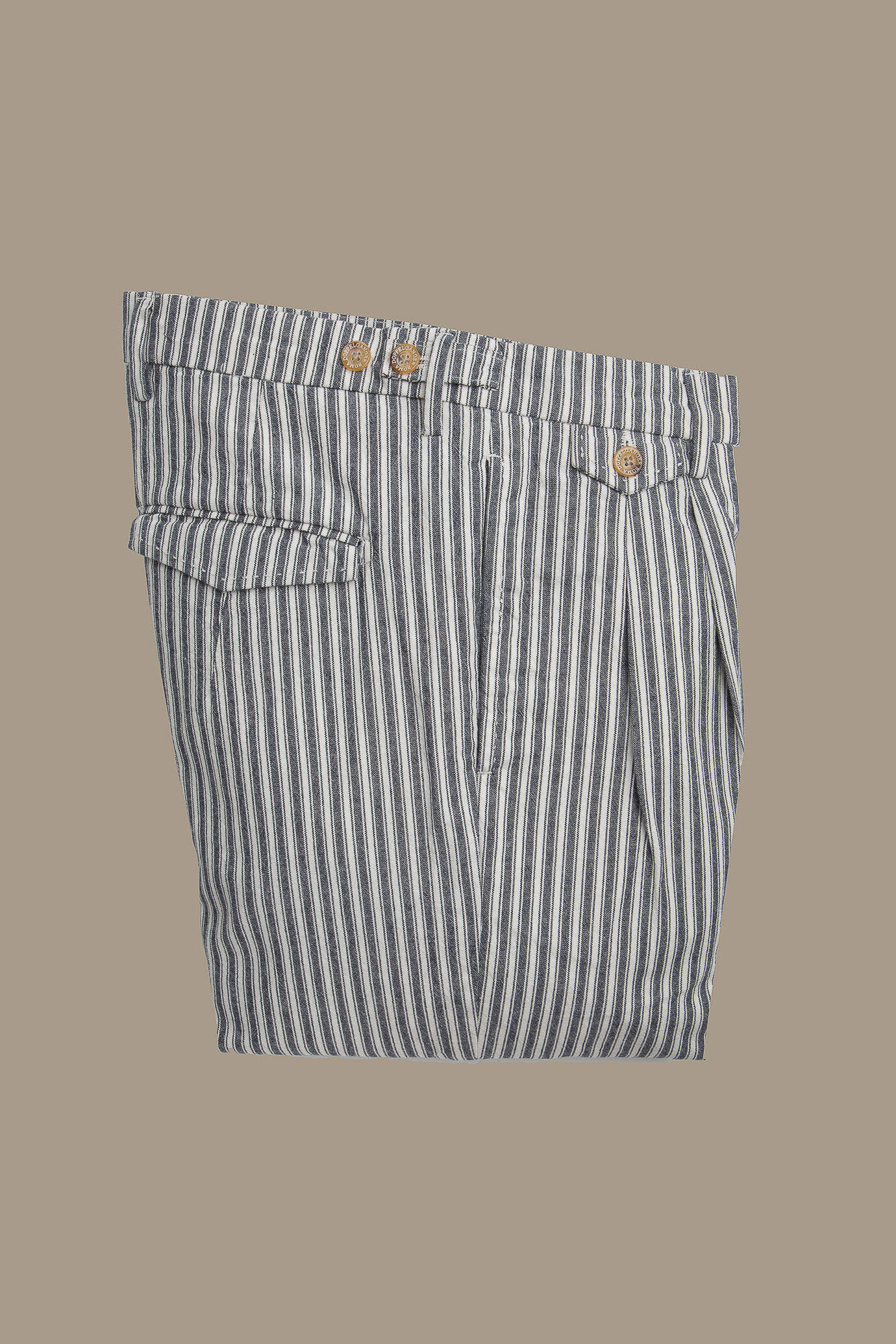 Pantalone uomo chino bicolore con doppia pinces singola e risvolto misto lino e cotone image number 0