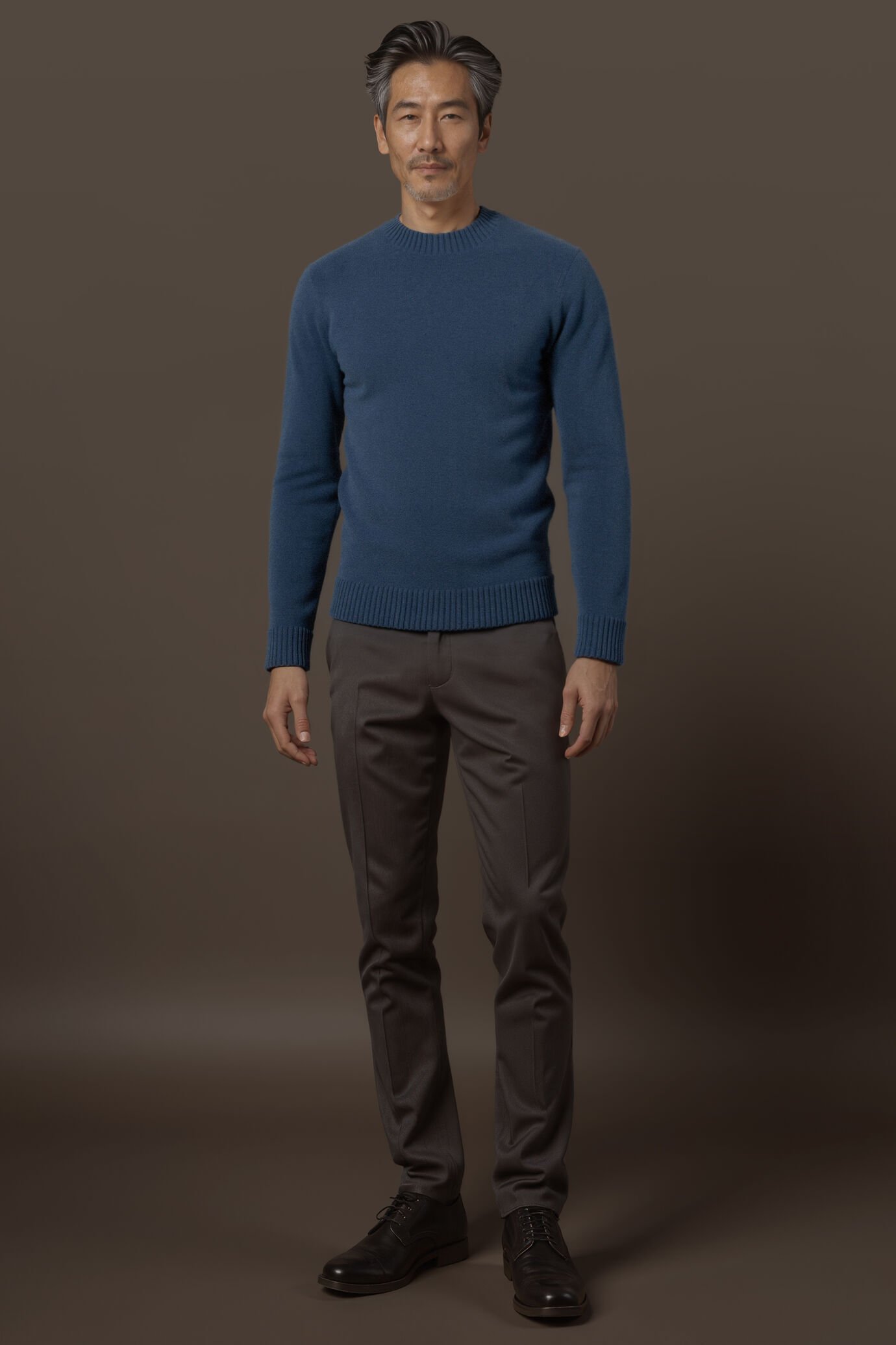 Men's regular fit round neck jumper