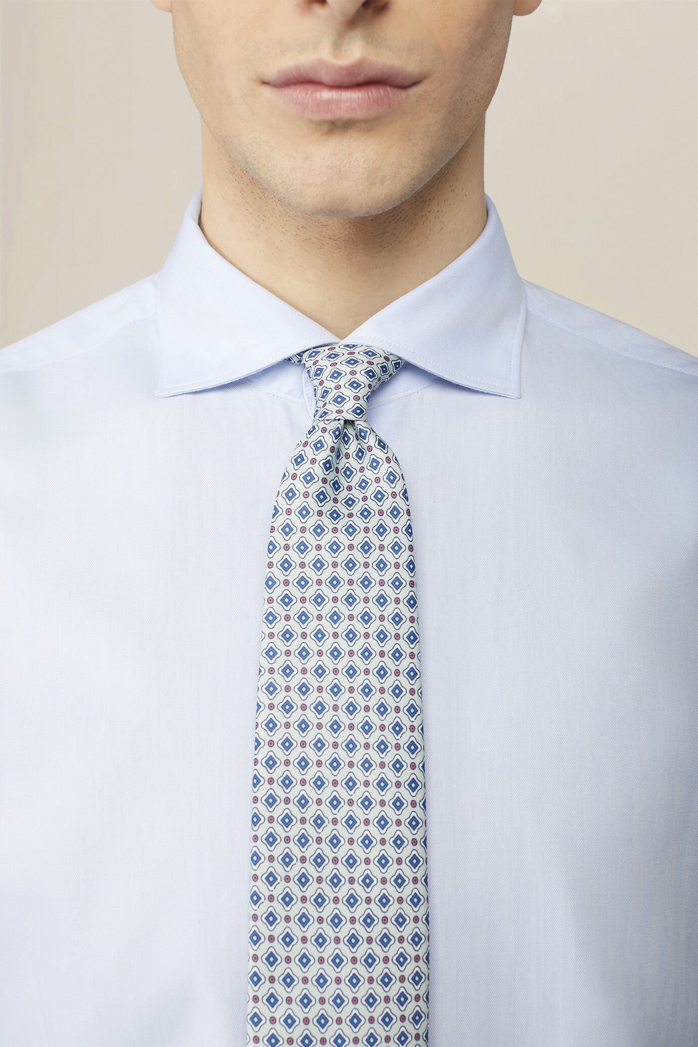 Cravate pour homme &agrave; micro-motif g&eacute;om&eacute;trique