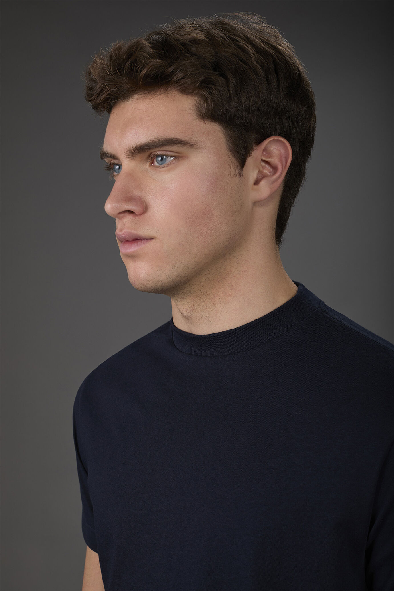 T-shirt uomo manica corta in jersey 100% cotone image number 2