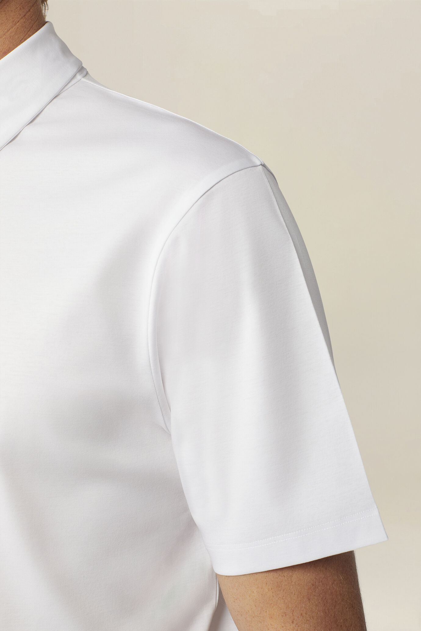 Polo pour homme en 100 % coton, coupe classique image number 3