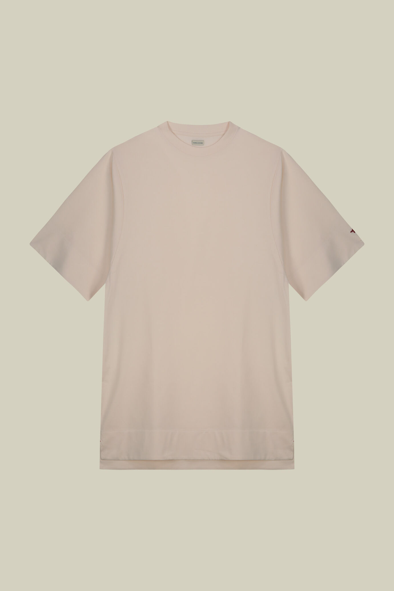 Abito t-shirt donna corto con spacchi sul fondo e manica tre quarti image number 0