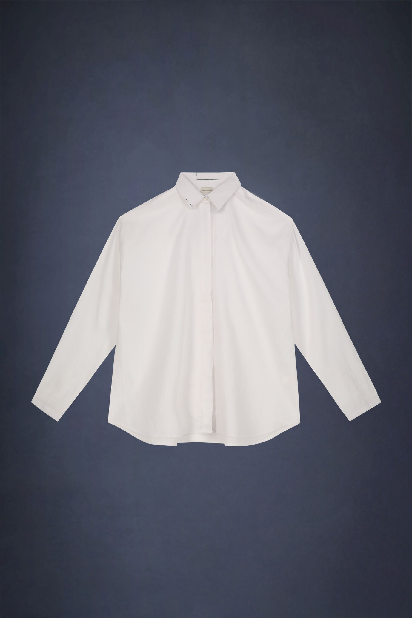 Women's boxy shirt French collar pure cotton with creased effect image number 5