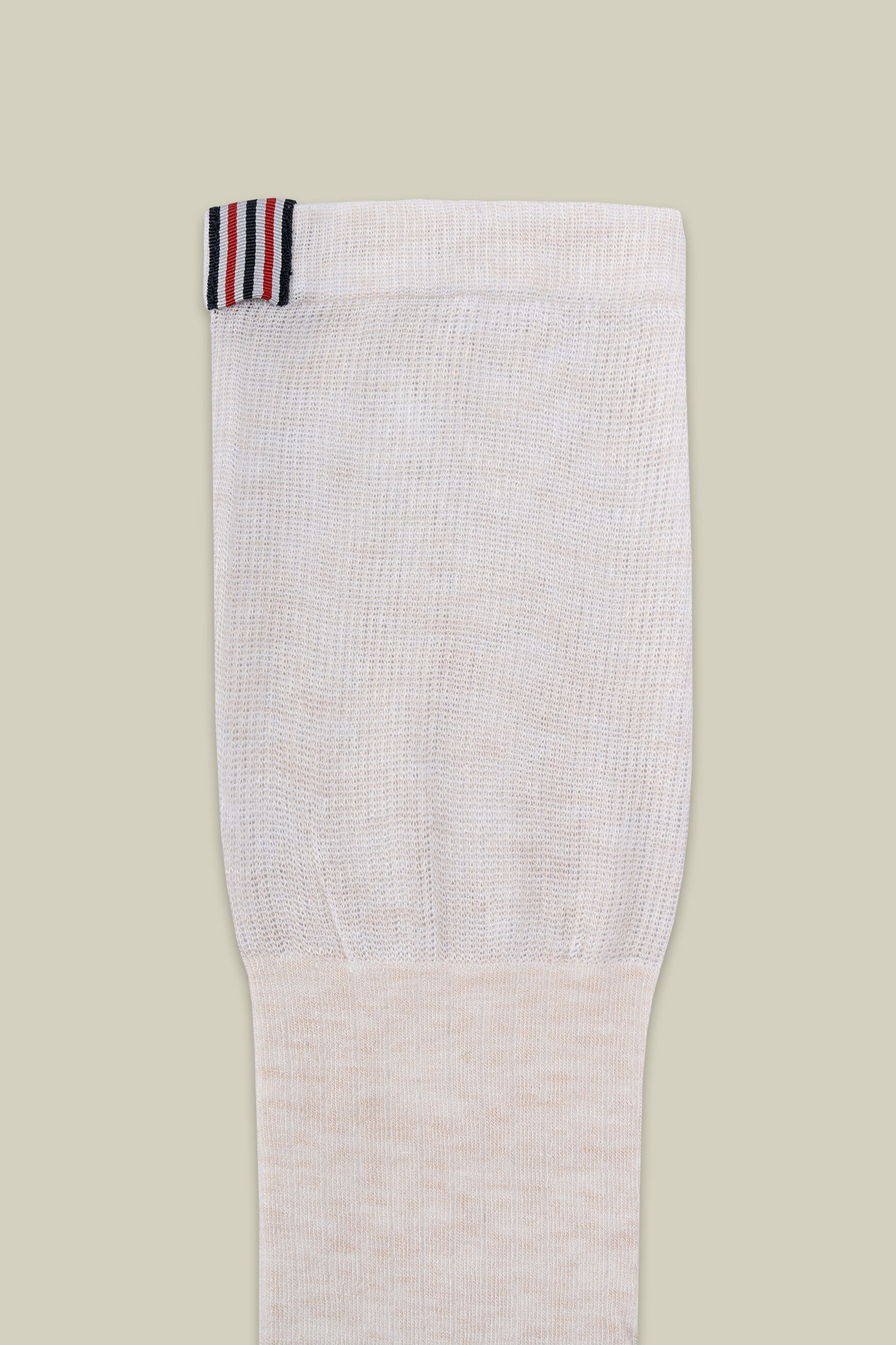 Einfarbige, gerippte Damen-Overknee-Strümpfe mit Fahne auf der Rückseite image number 2