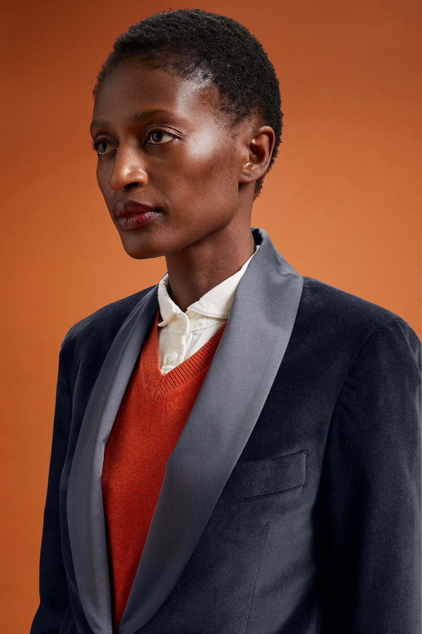 Women's regular fit dinner jacket in smooth velvet image number 2