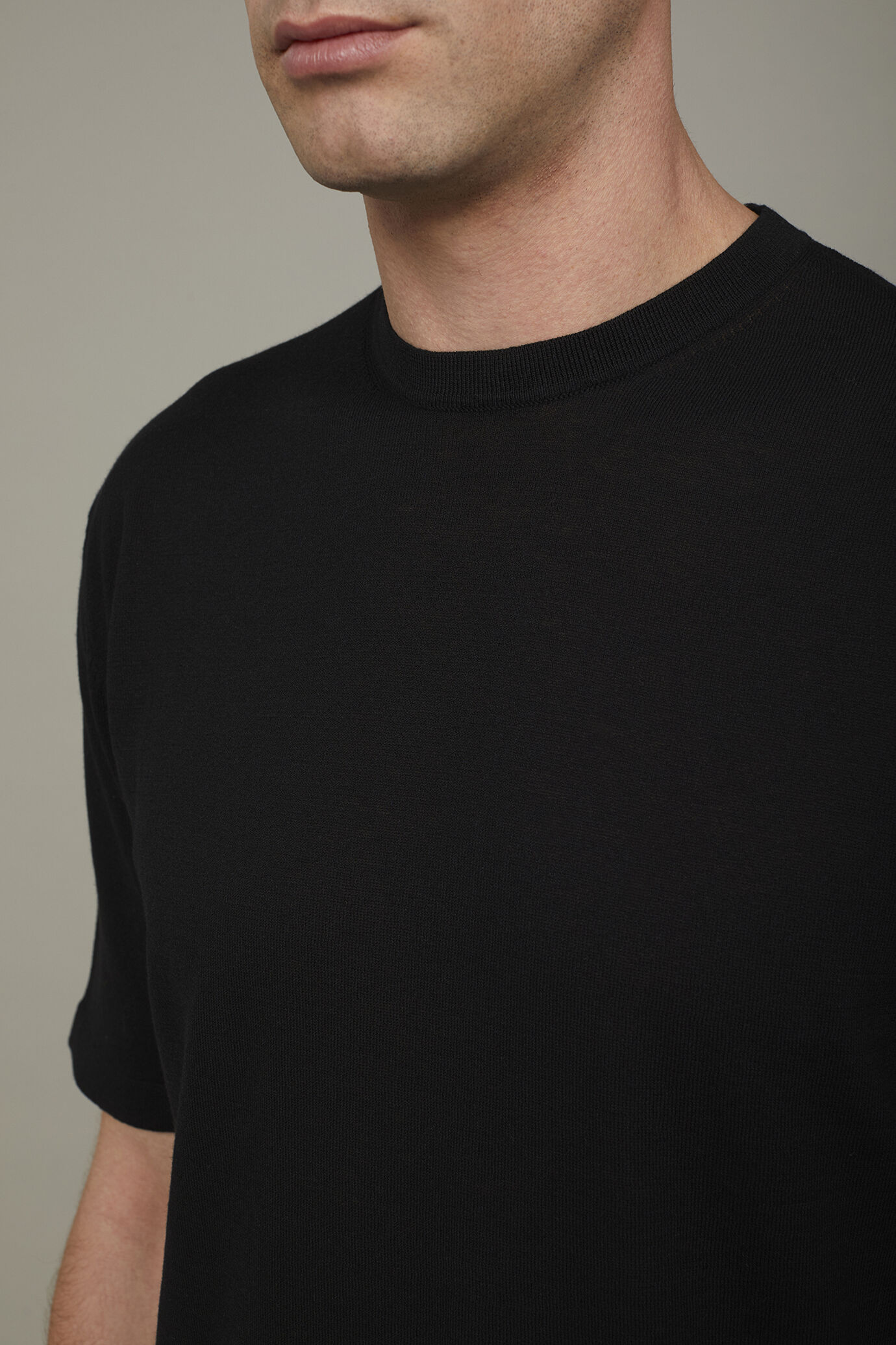 Men's knitted t-shirt 100% cotton short-sleeved regular fit image number 3