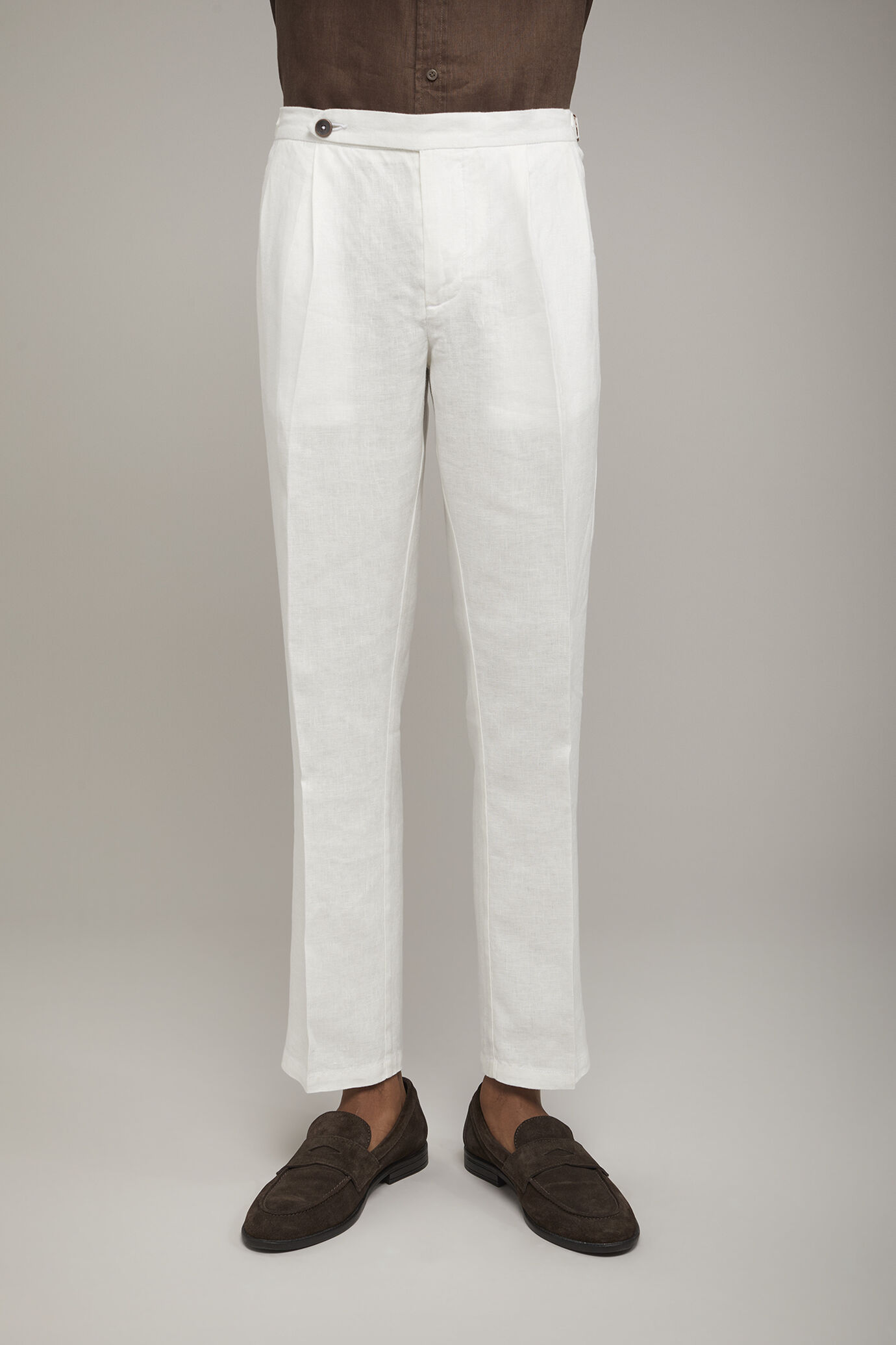 Herrenhose mit doppeltem Abn&auml;her aus 100 % Leinen in bequemer Passform image number 3