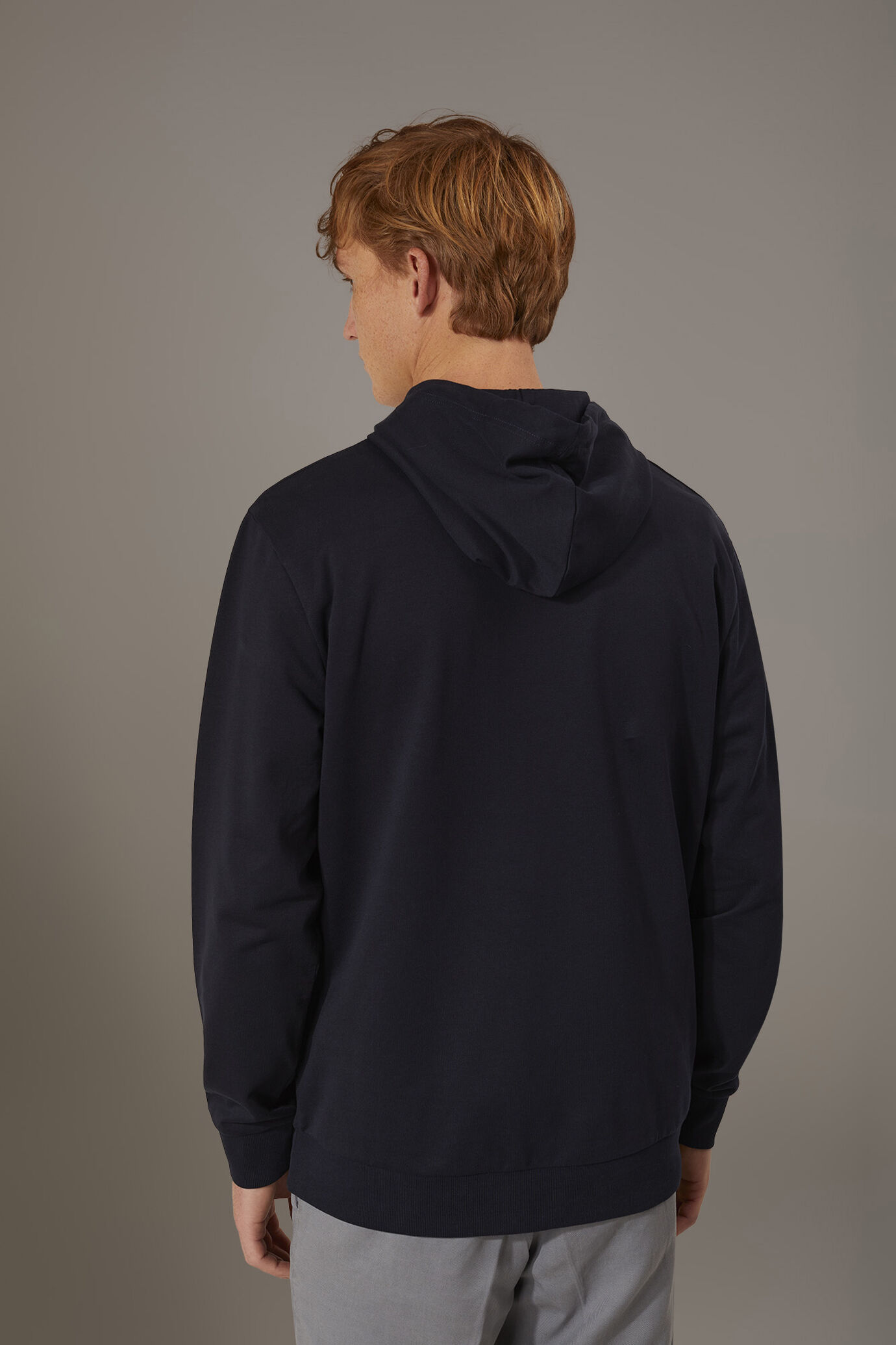 Kapuzenpulli aus 100% Baumwolle image number 3