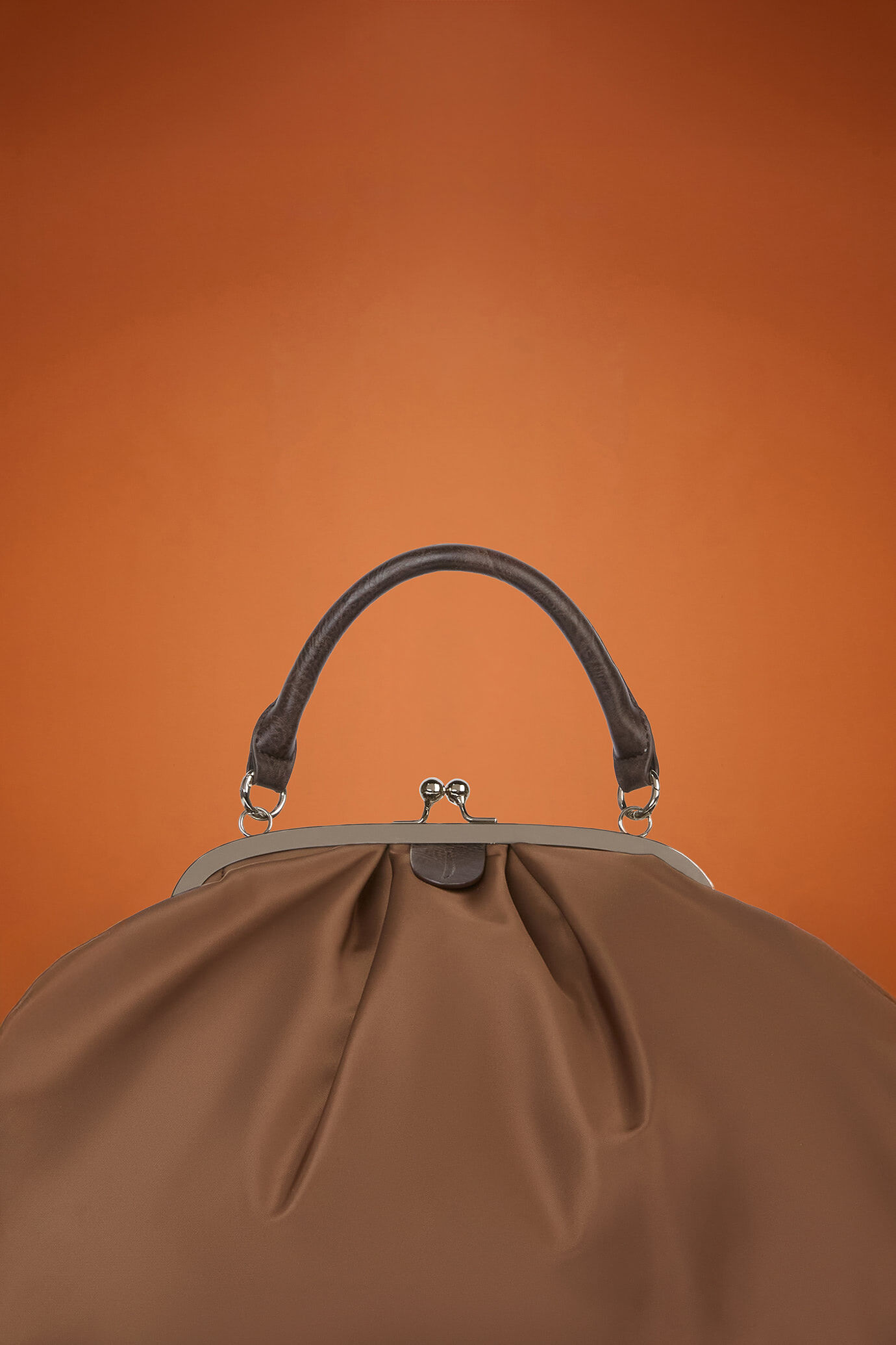 Borsa donna in tessuto tecnico con dettagli in ecopelle image number 3