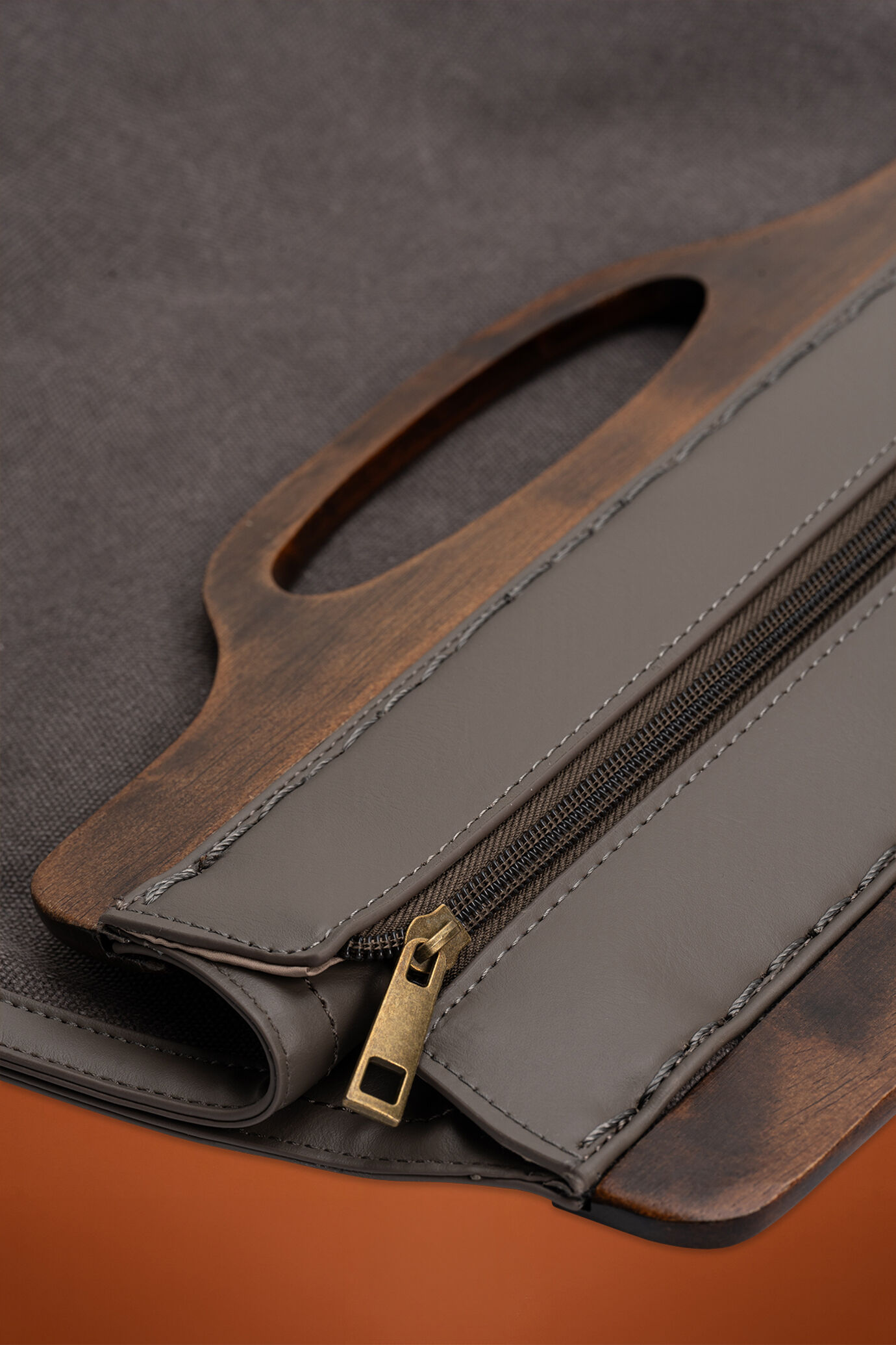 Borsa donna in canvas con tracolla e manico rigido image number 3