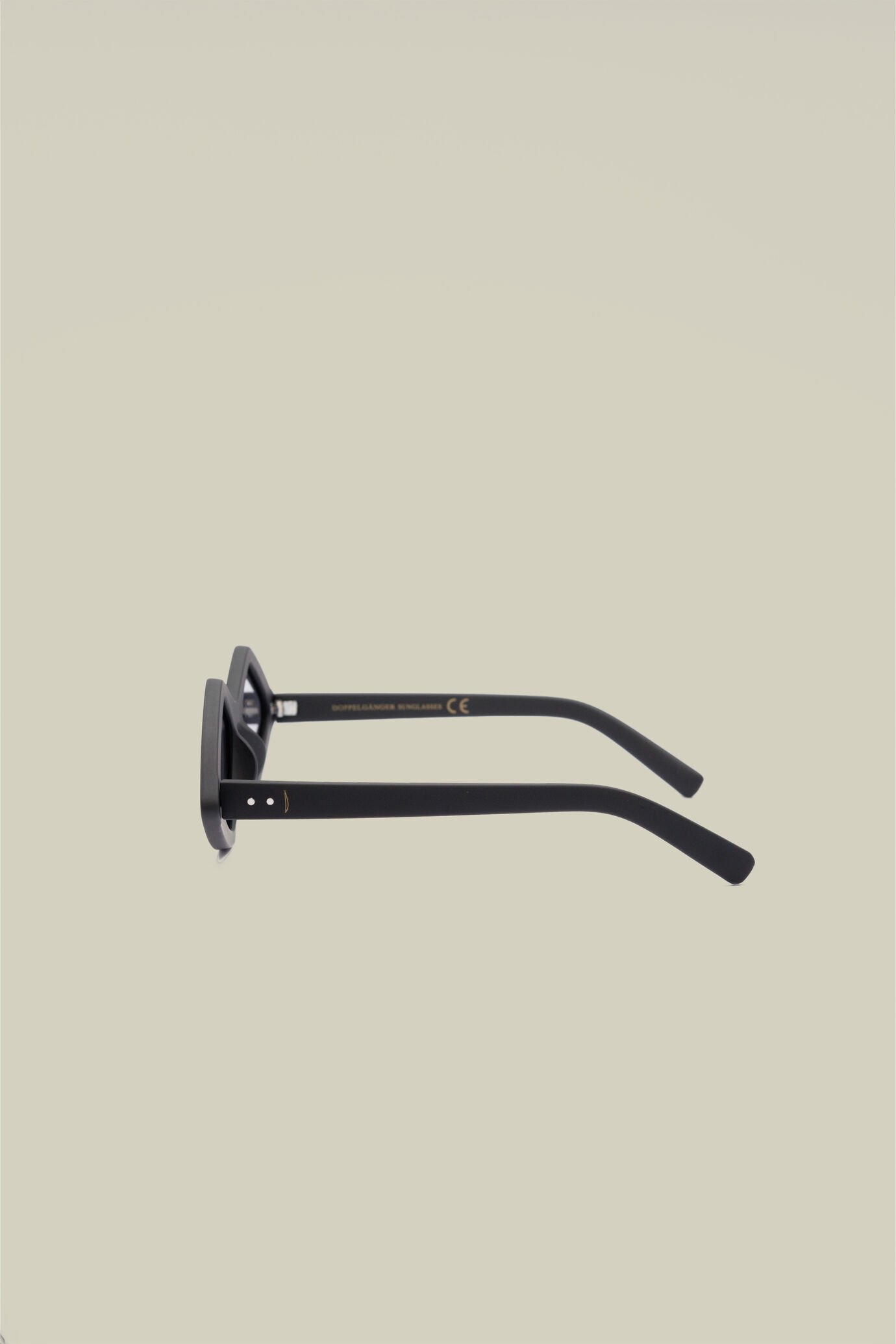Women's Sunglasses image number 2