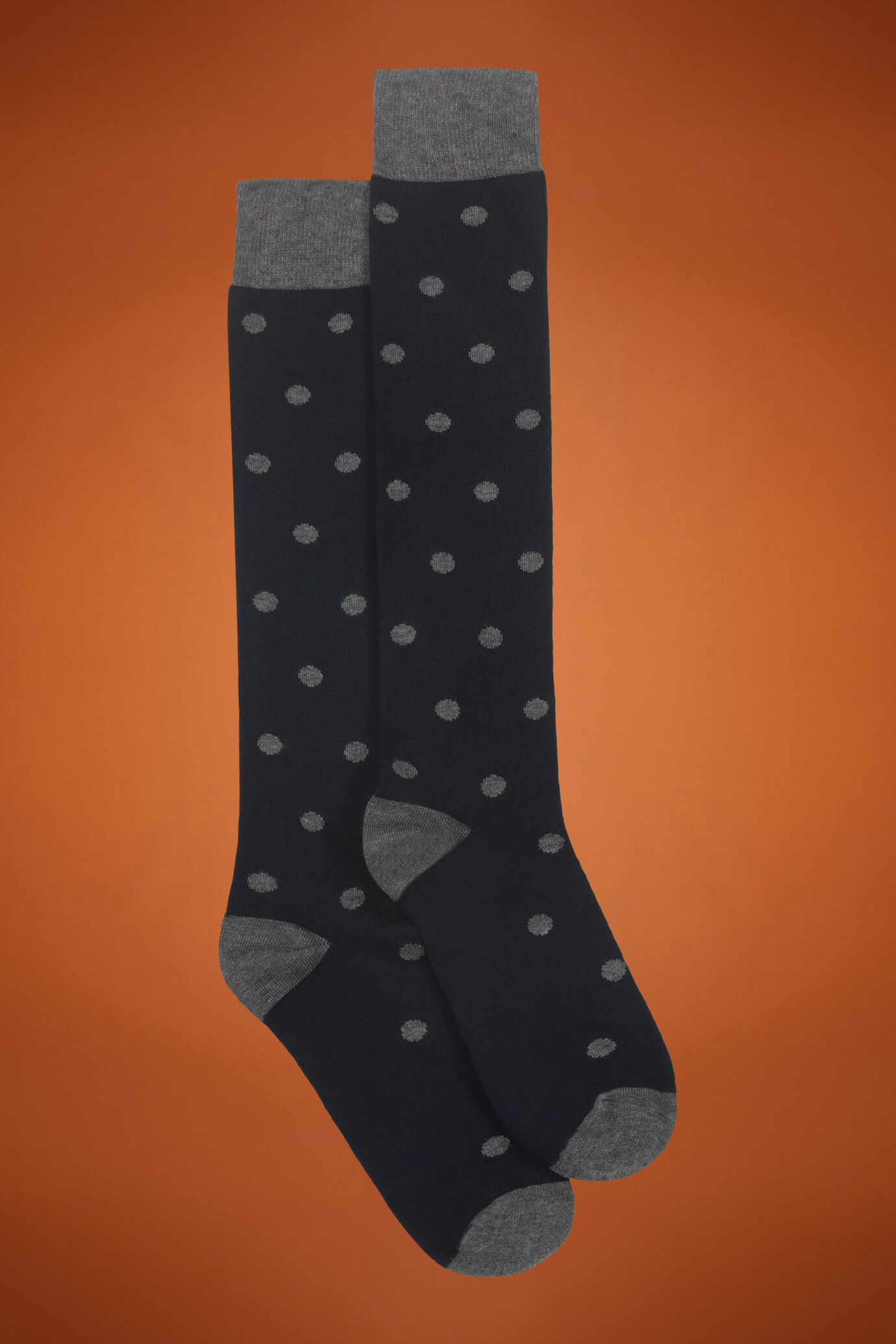 Men's long socks in polka dot stockinette stitch, made in Italy image number 0