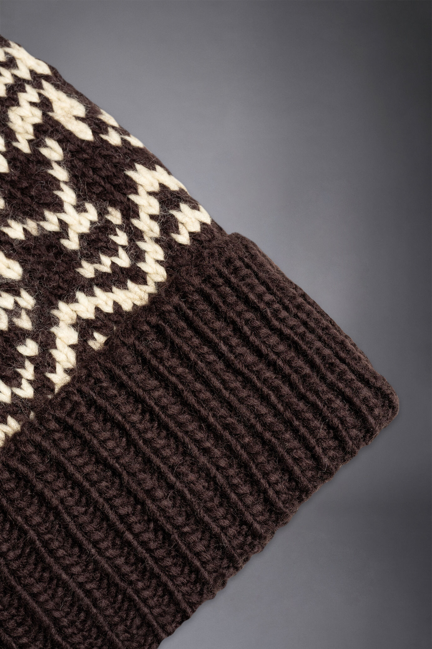 M&uuml;tze mit Pompon image number 2