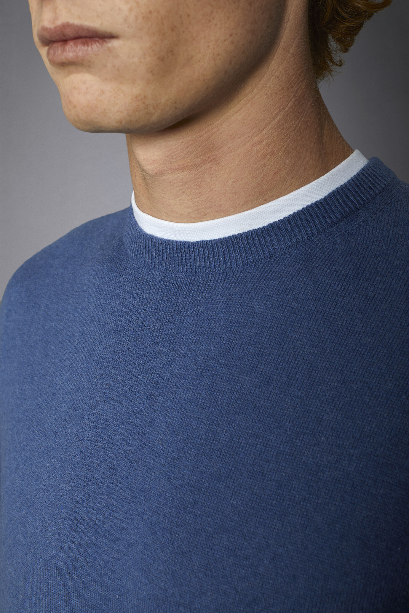 Pullover mit Rundhalsausschnitt aus Wolle und Baumwolle image number 3