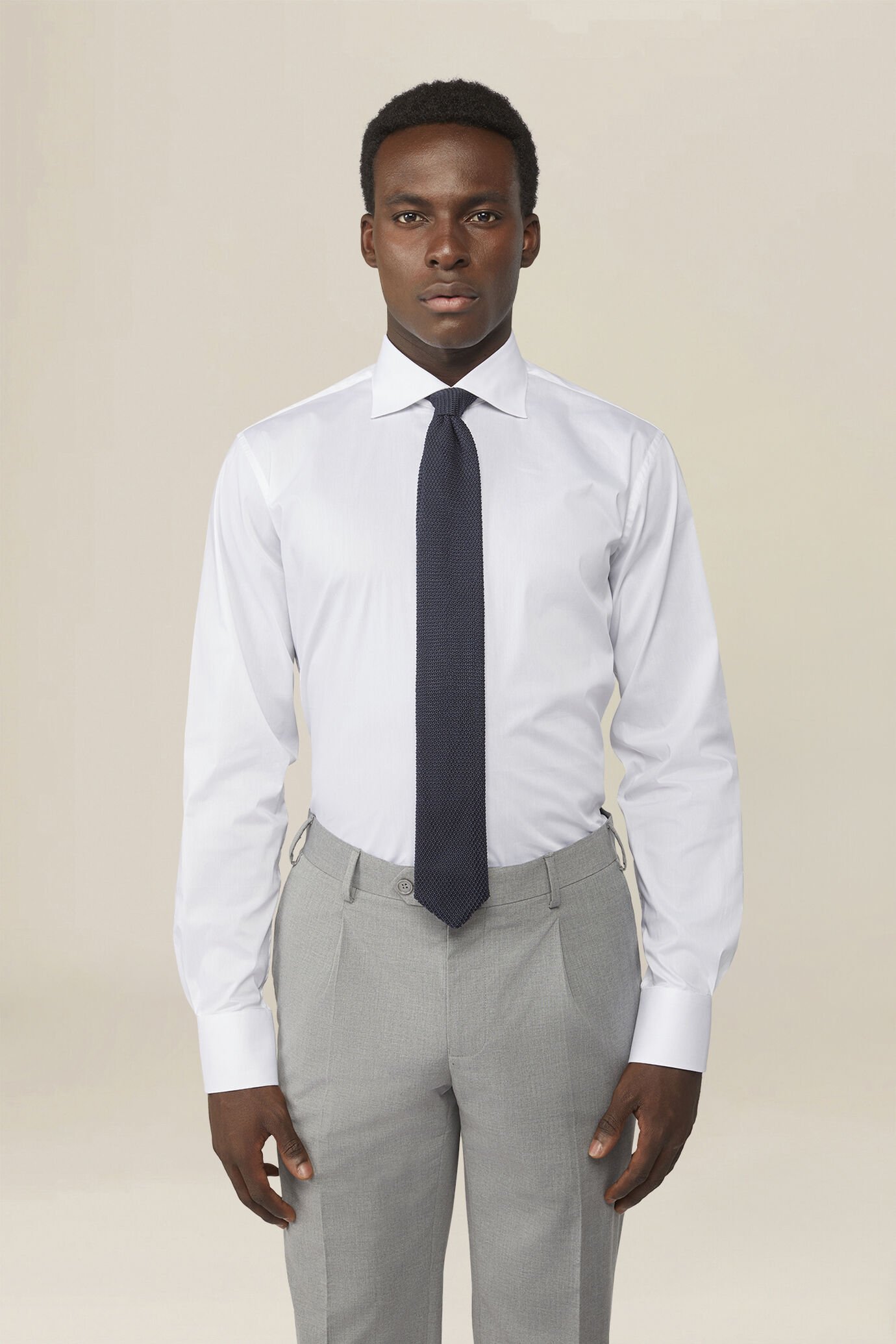 Men's plain technical shirt suitable for cufflinks