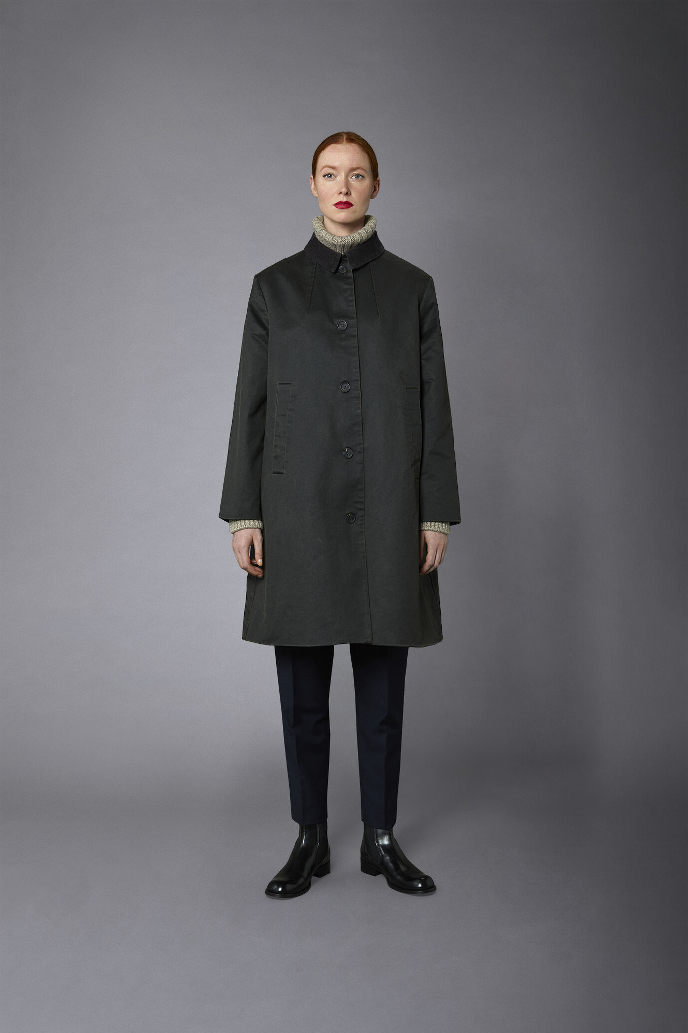 Women's waxed cotton raincoat image number 2