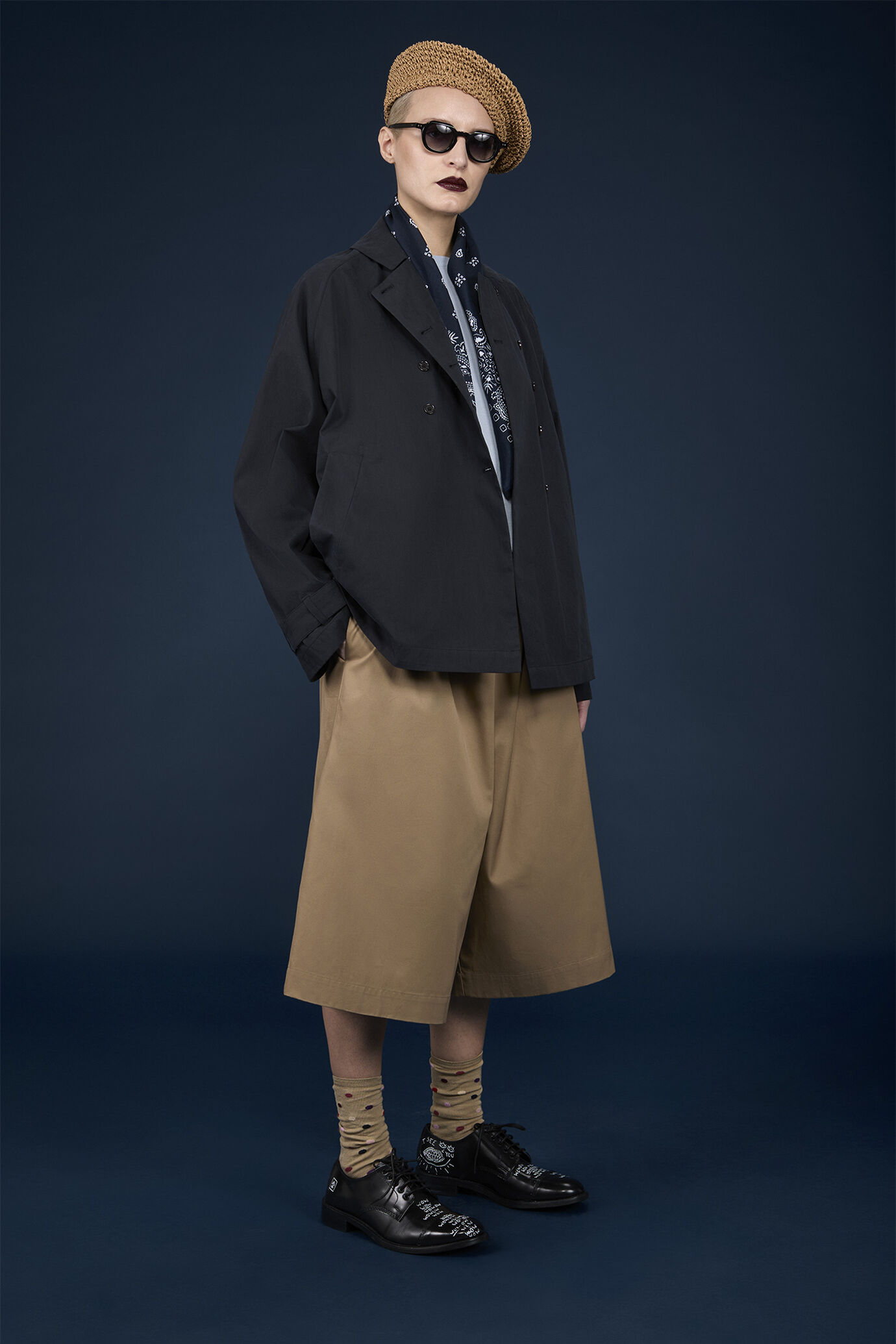 Women's short double-breasted raincoat image number 0