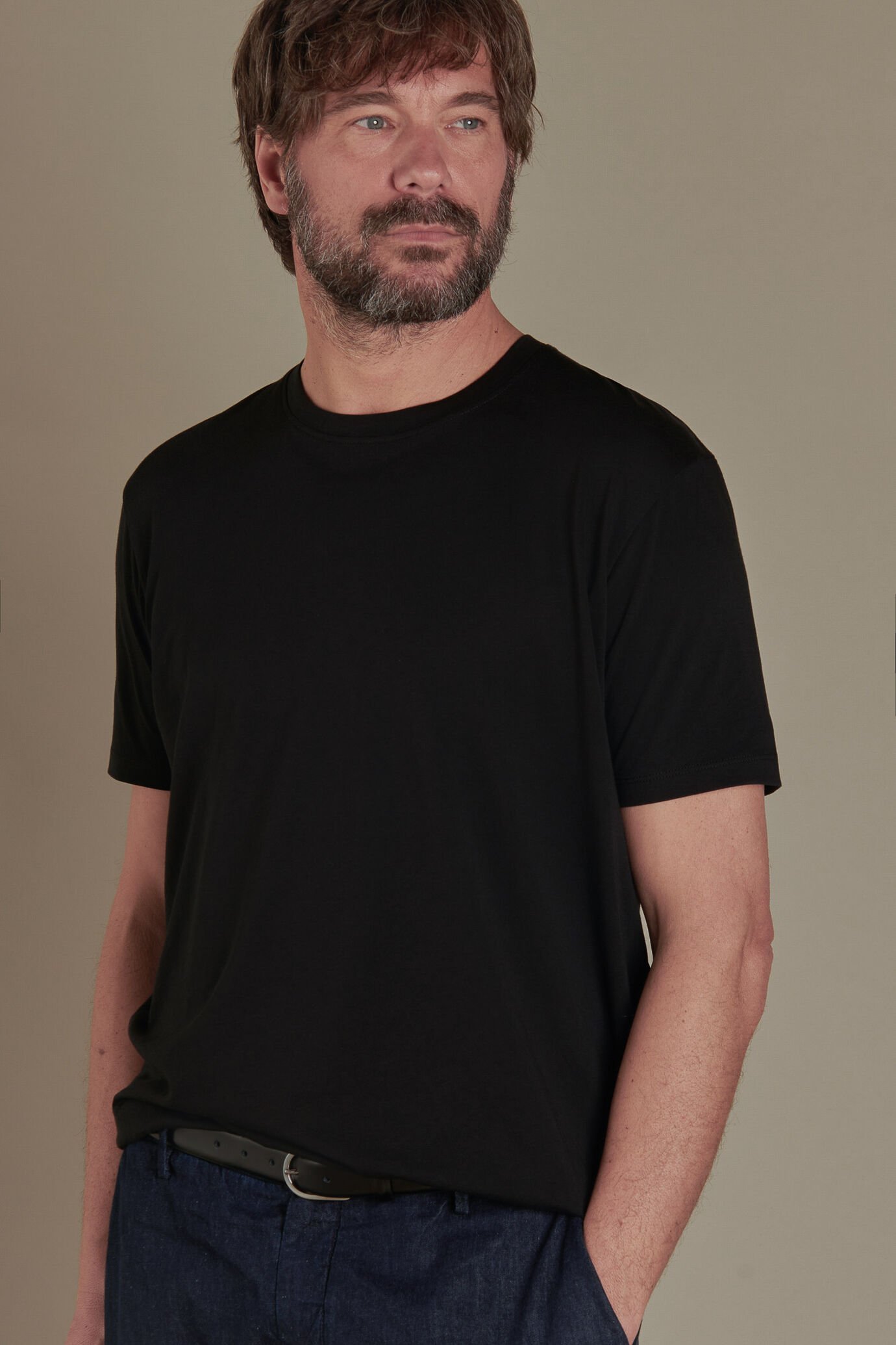 T-shirt uomo manica corta tinta unita in 100% cotone supima image number 1