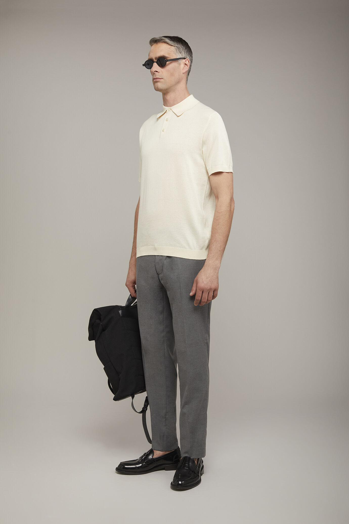 Polo homme en maille 100&nbsp;% coton &agrave; manches courtes coupe r&eacute;guli&egrave;re image number 1
