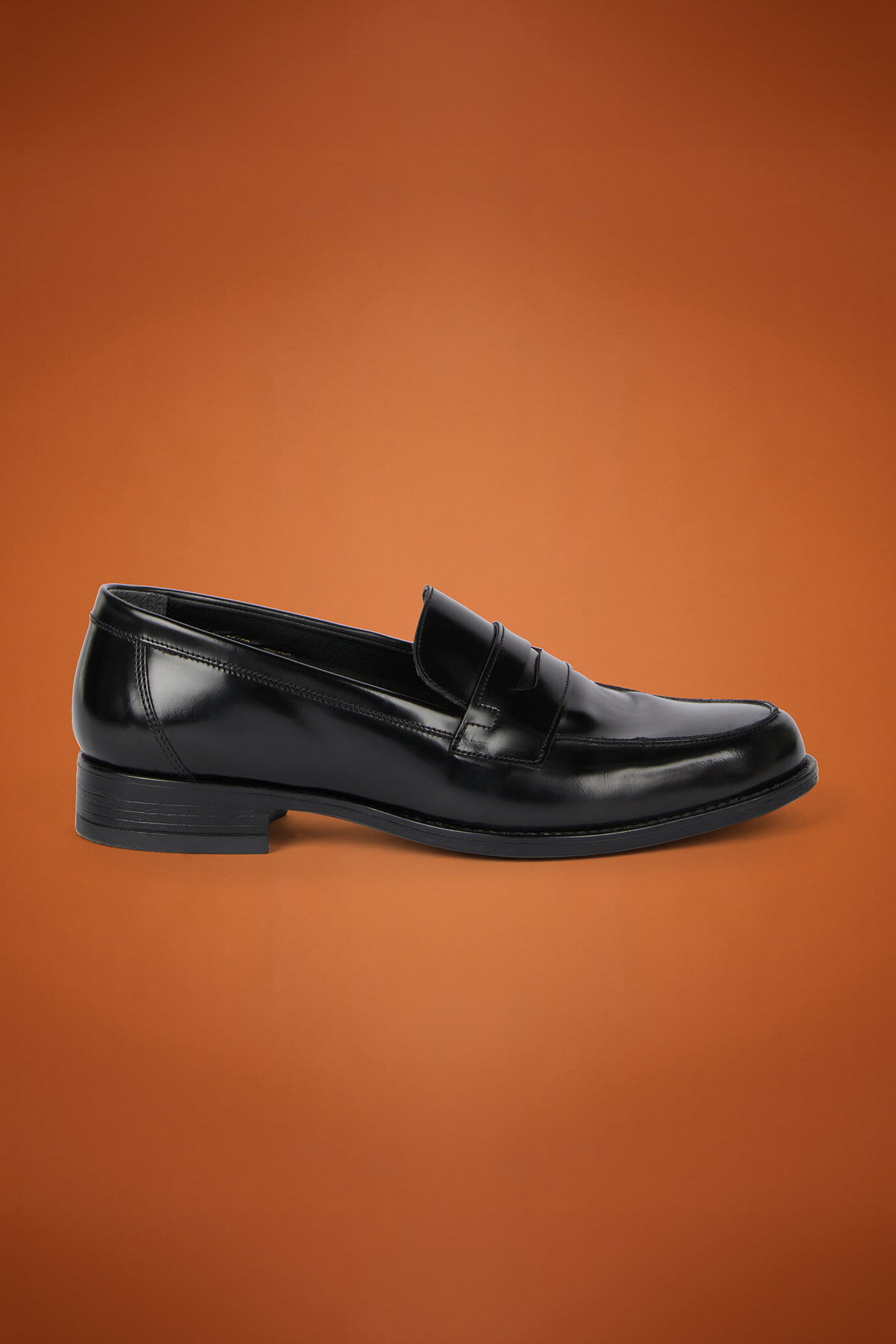 Mocassino classico donna 100% vera pella e fondo in gomma image number 0