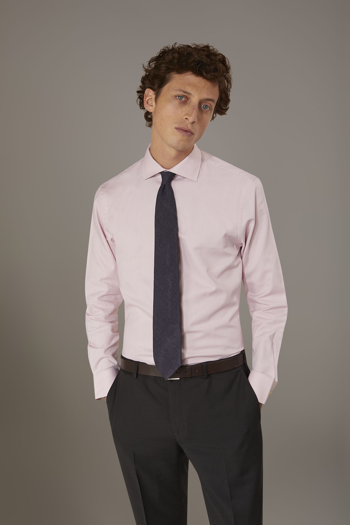 Camicia classica collo francese classic fit tessuto oxford ultra leggero image number 0