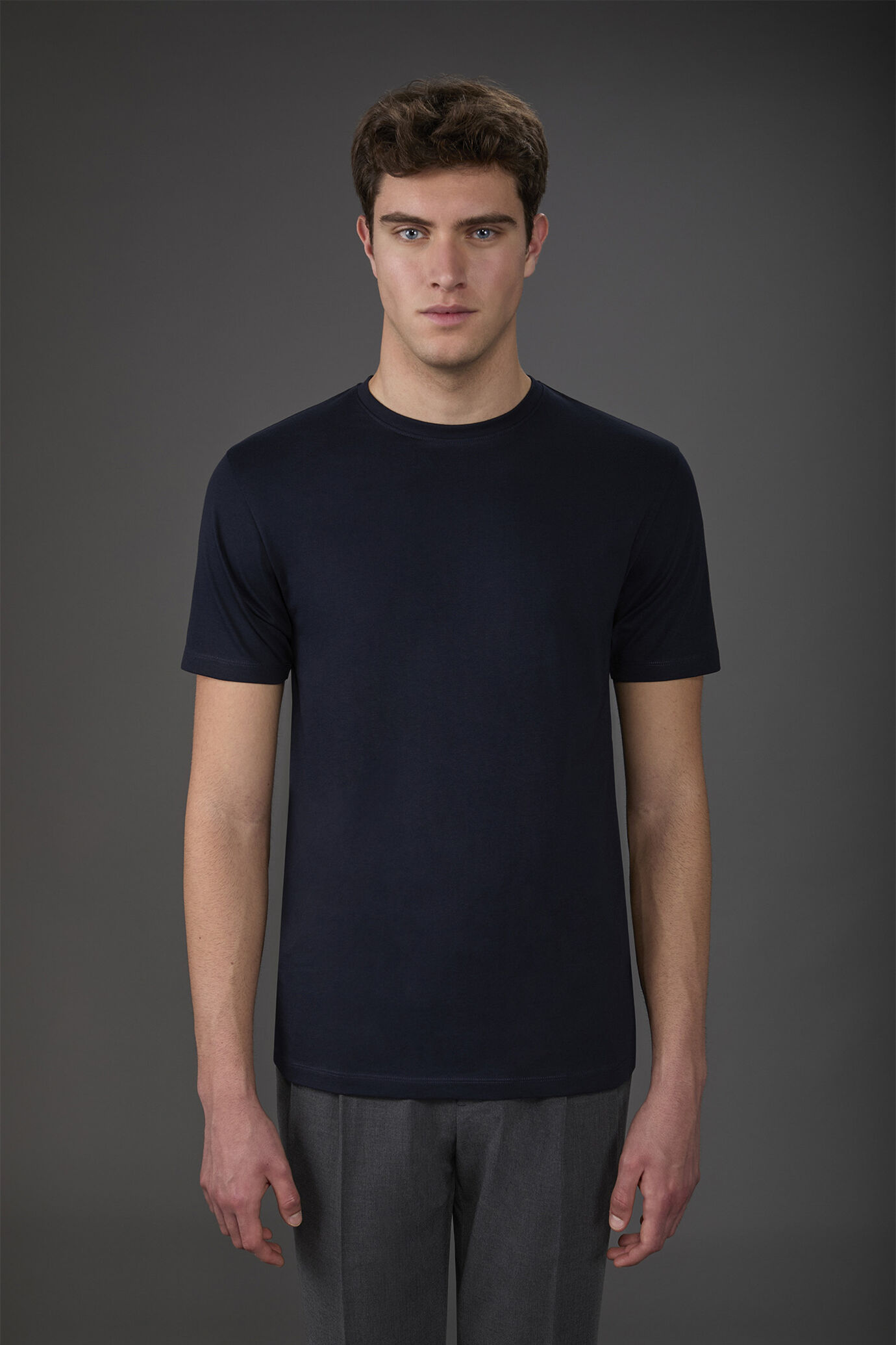 T-shirt uomo manica corta in jersey con colletto 100% cotone image number 0