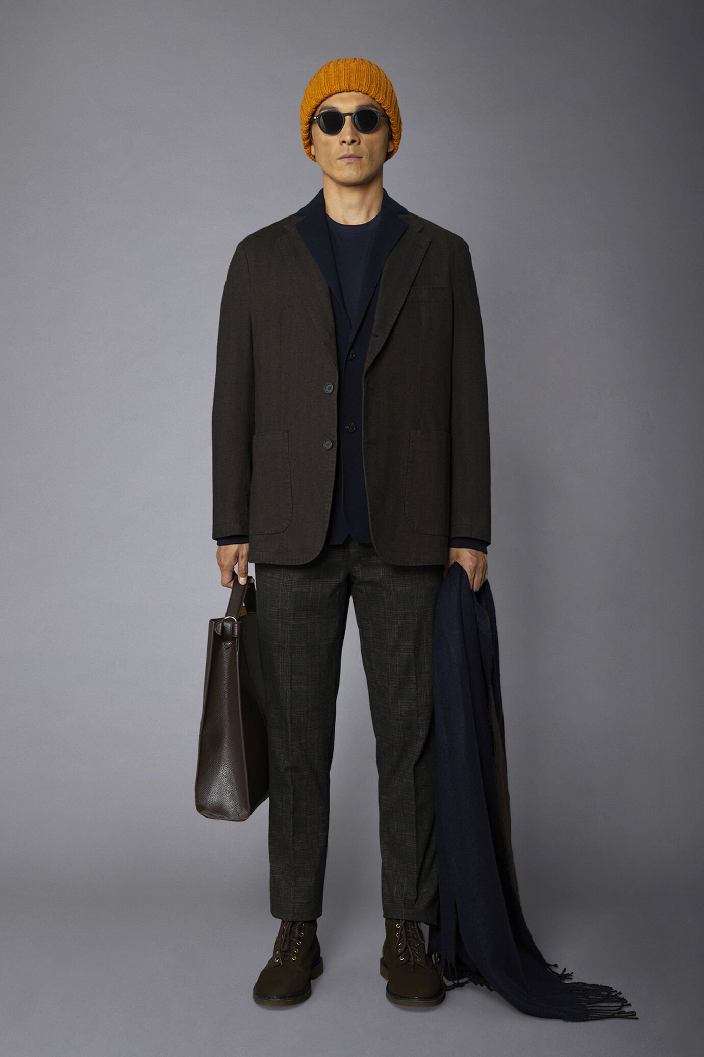 Men's single-breasted jacket in washed fabric with herringbone design regular fit image number 0
