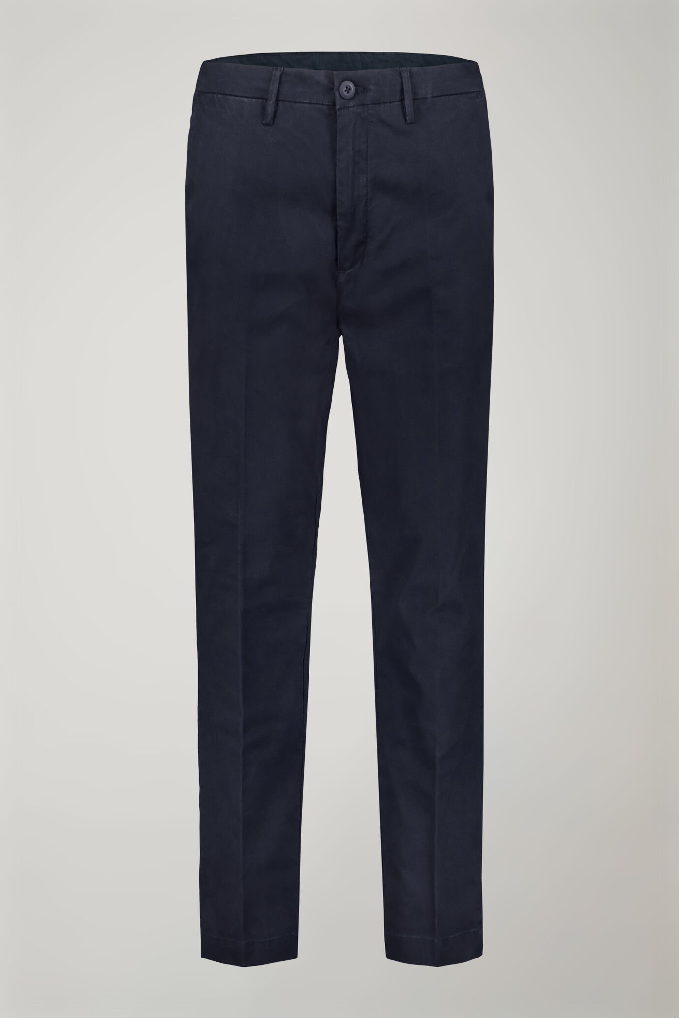 Klassische Herrenhose aus durchgefärbtem Baumwollstoff in normaler Passform image number 4