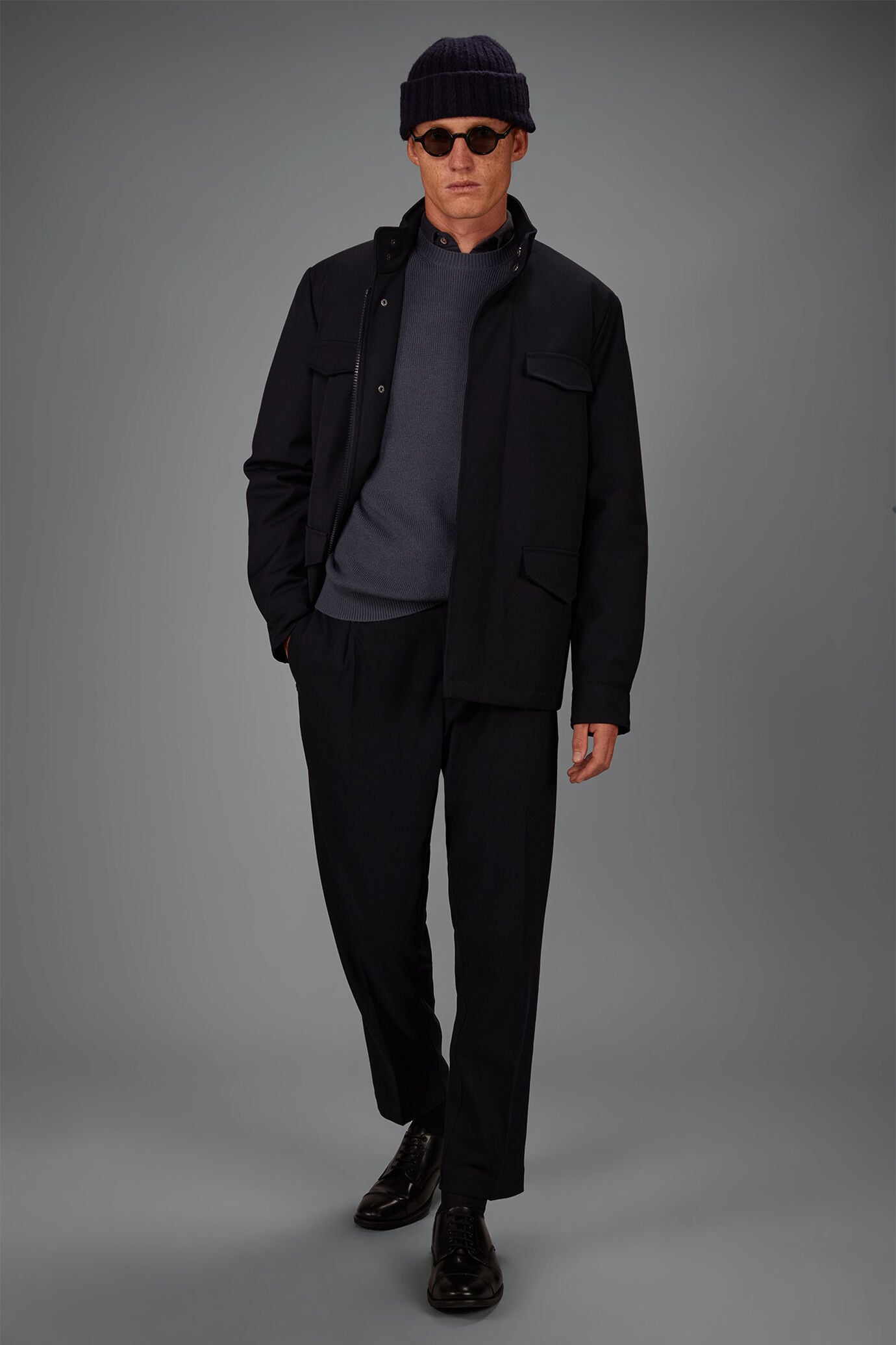 Veste rembourr&eacute;e pour homme en tissu technique coupe regular