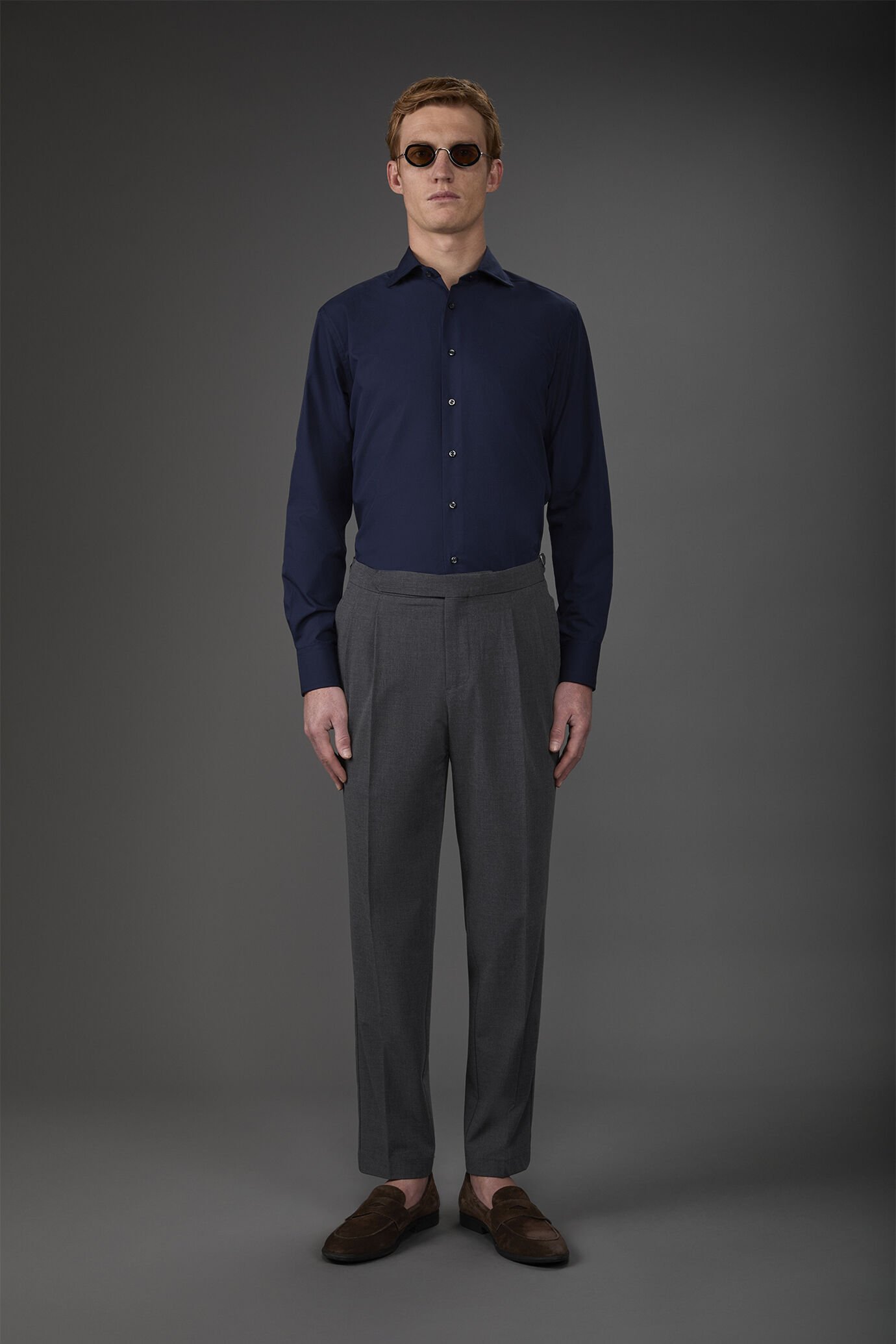 Chemise classique col français homme uni image number 2