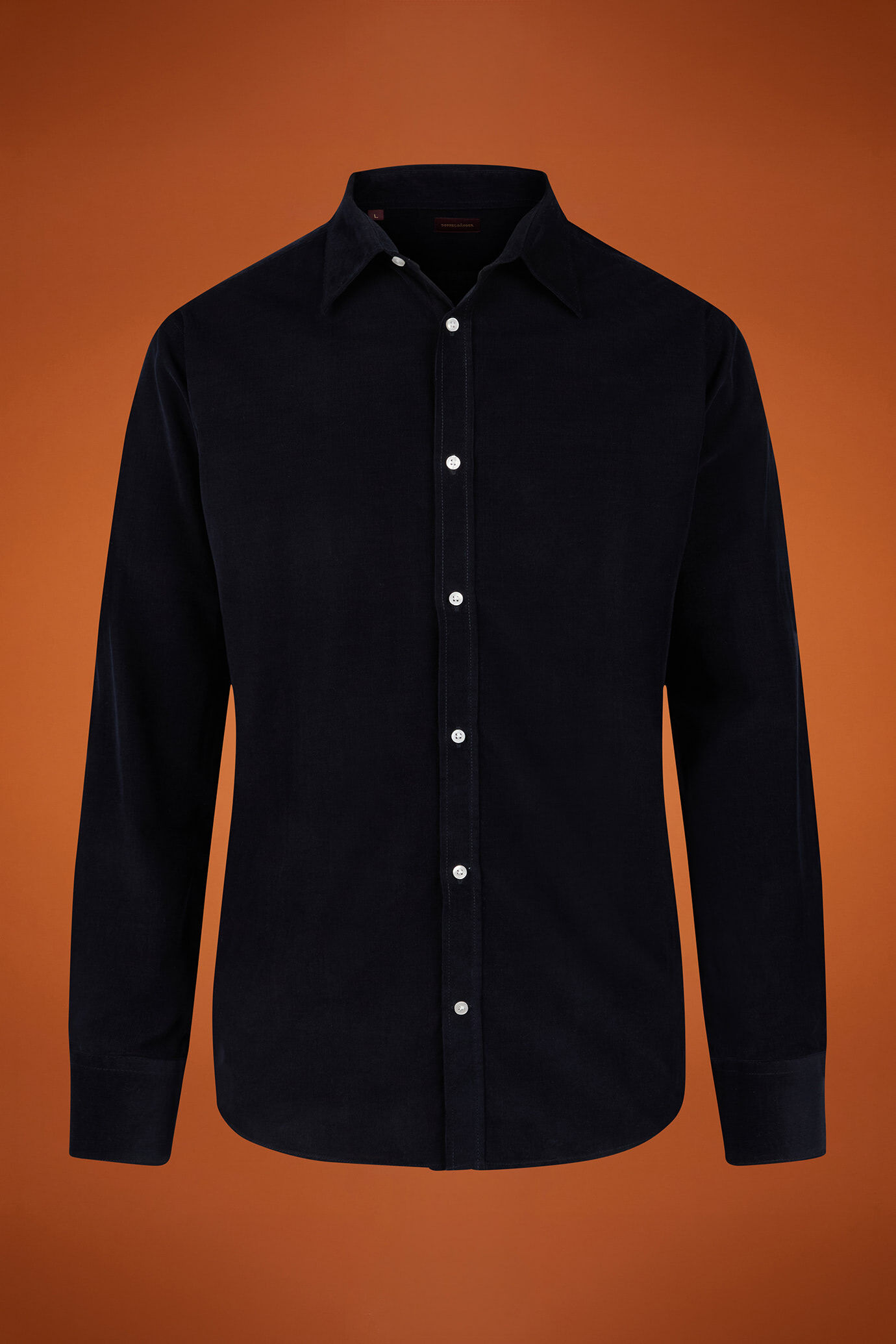 Men's comfort fit casual shirt with a classic collar in plain 100% cotton 21-wale corduroy image number 4