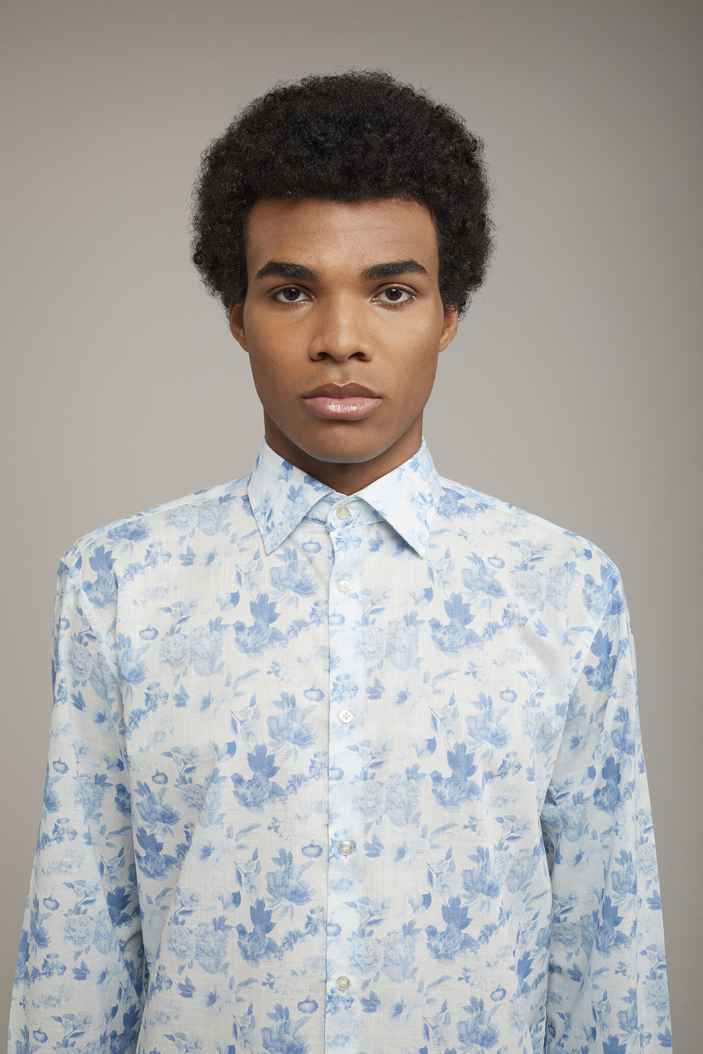 Men&rsquo;s printed casual shirt with classic collar 100% cotton muslin fabric comfort fit image number 3