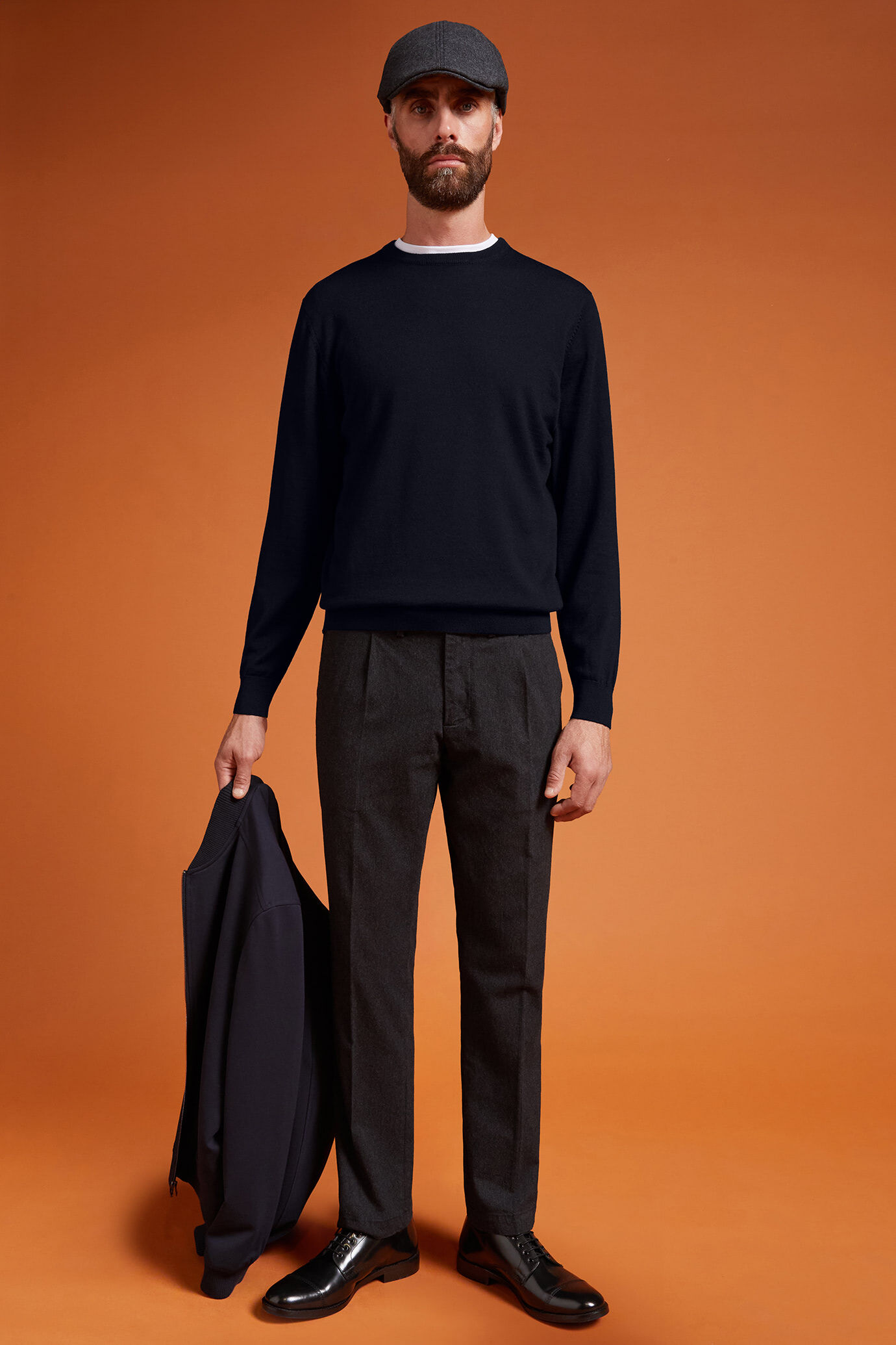 Men's regular fit crew neck jumper in 100% extra fine merino wool image number 1