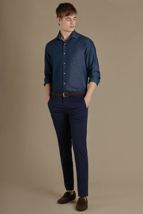 Classic chino trousers twill construction