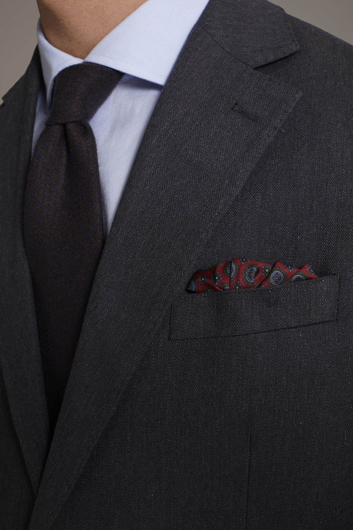 Single-breasted cotton stretch solid color fabric suit image number 3