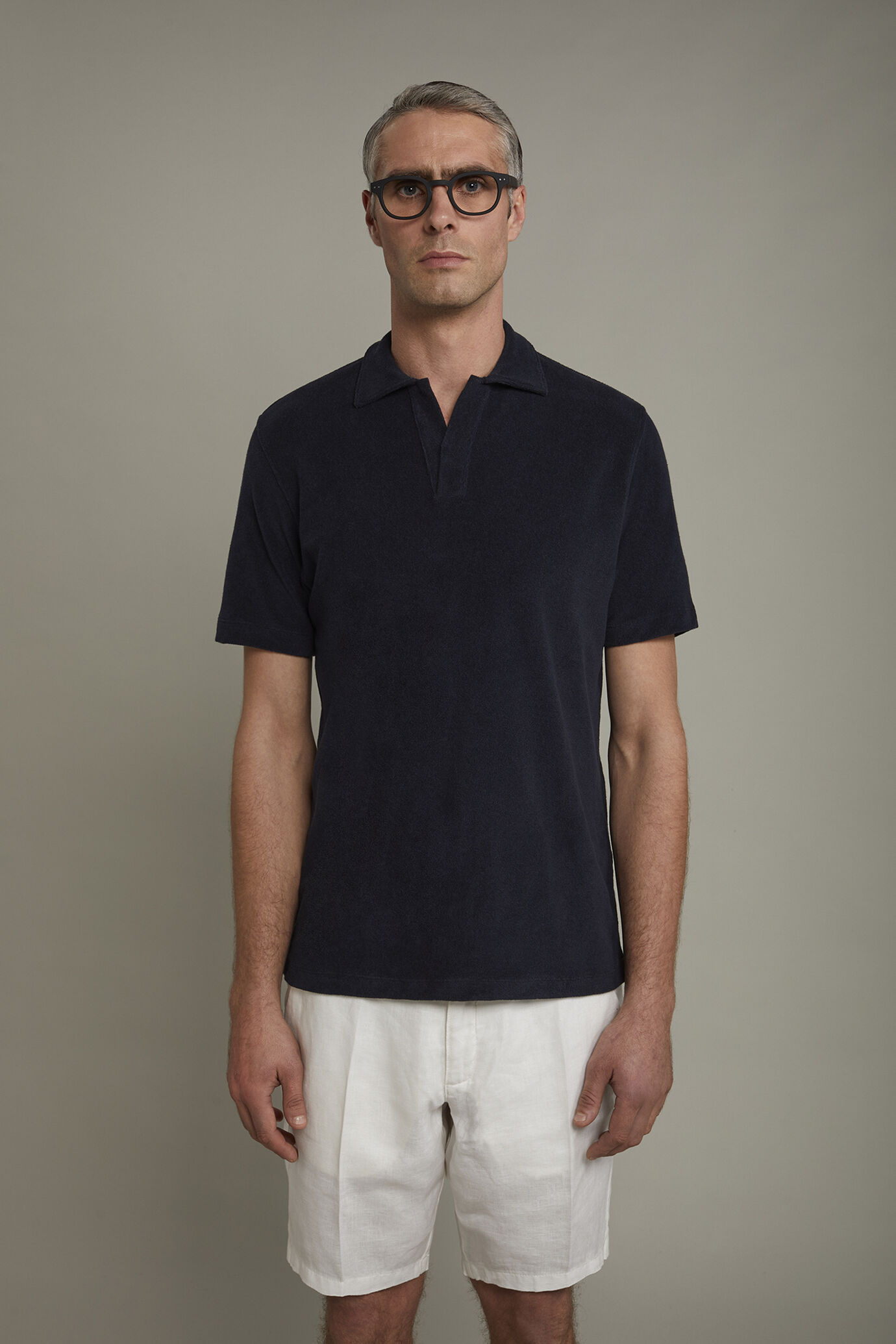 Men’s short sleeve polo shirt with terry fabric and derby collar regular fit image number 2