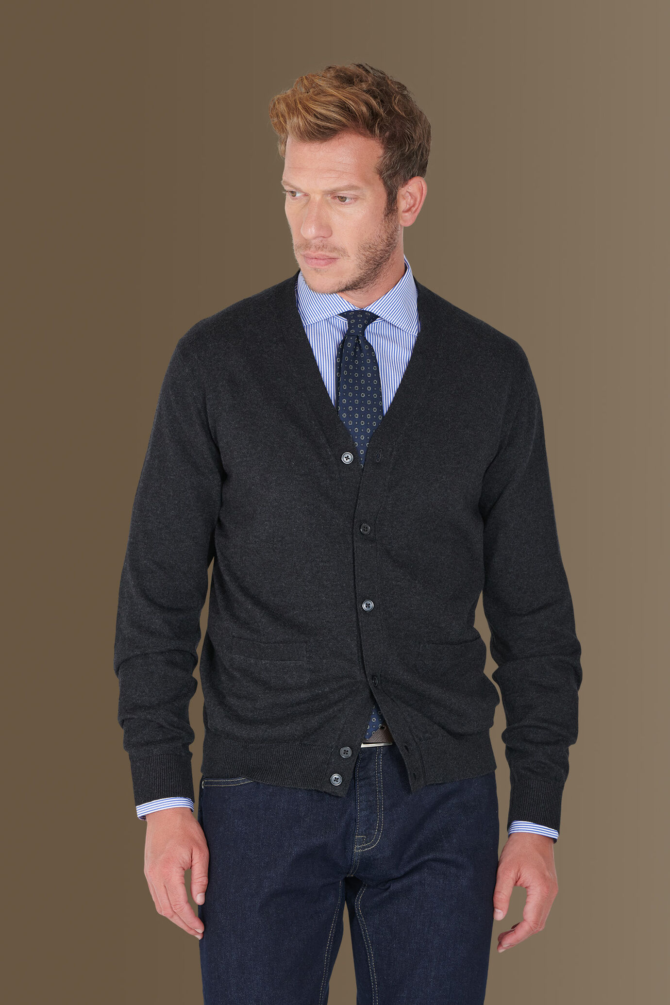 Cardigan classico in misto lana e cotone image number 0