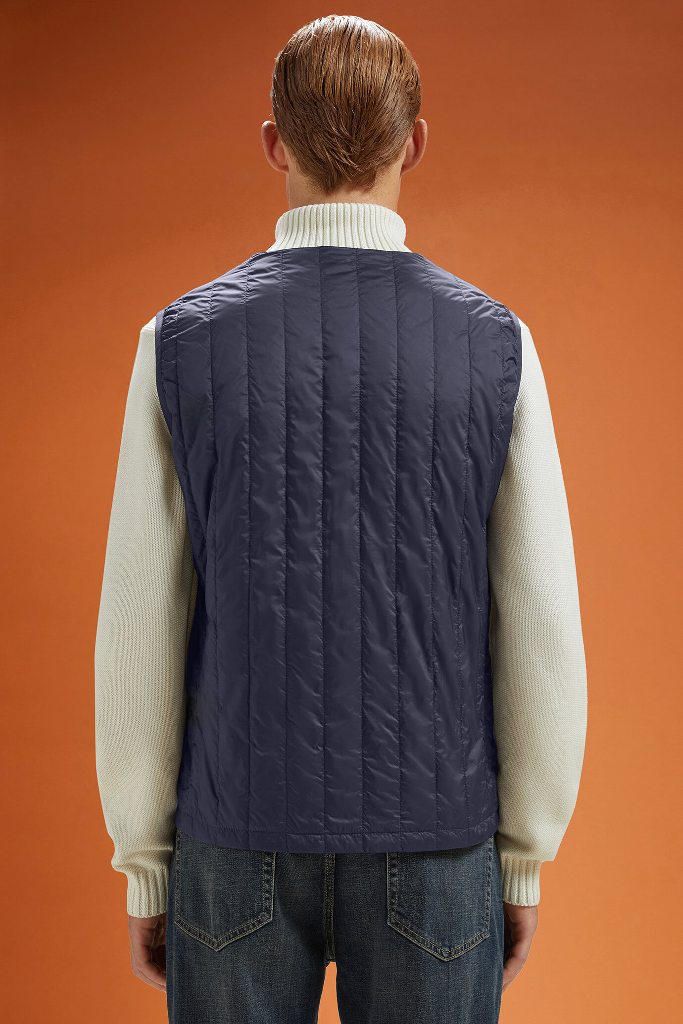 Men's regular fit padded gilet image number 1