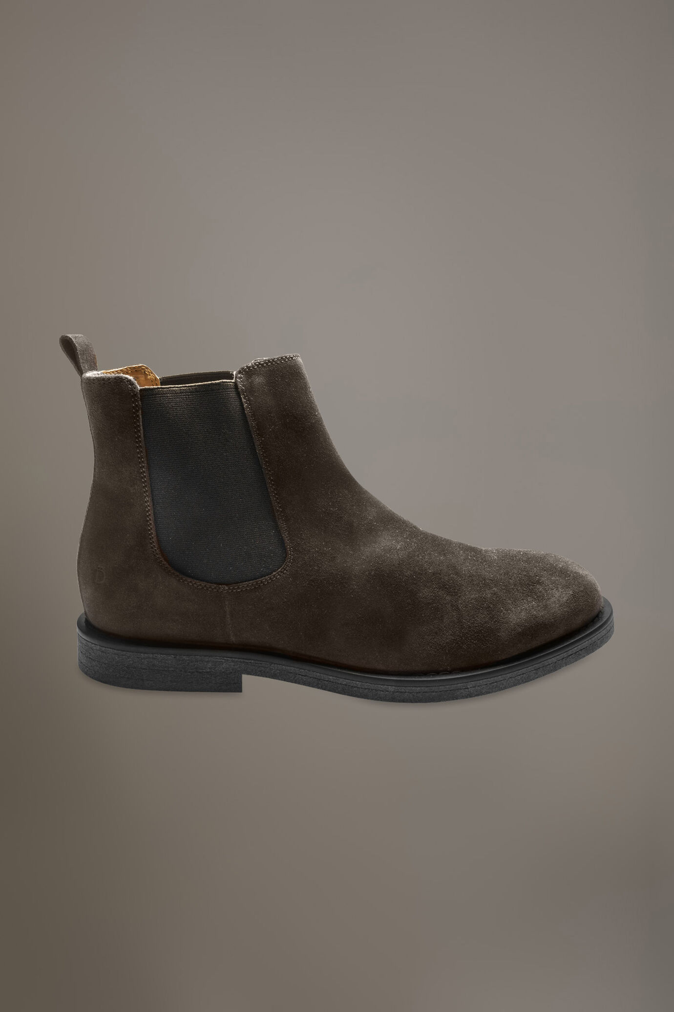 Chelsea boots 100% suede leather with rubber sole image number 1
