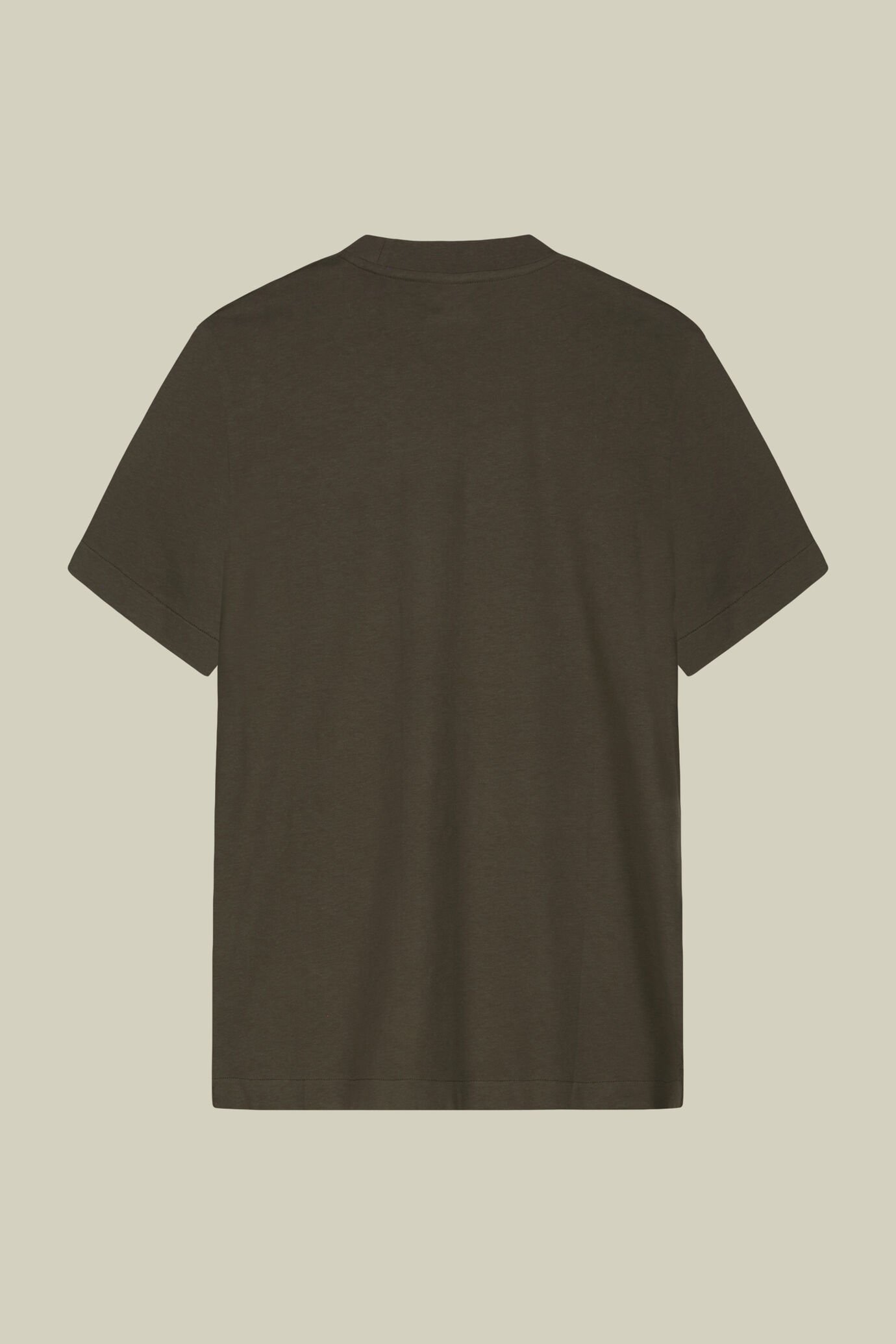 Men's T-shirt in 100% cotton jersey with slightly high neck