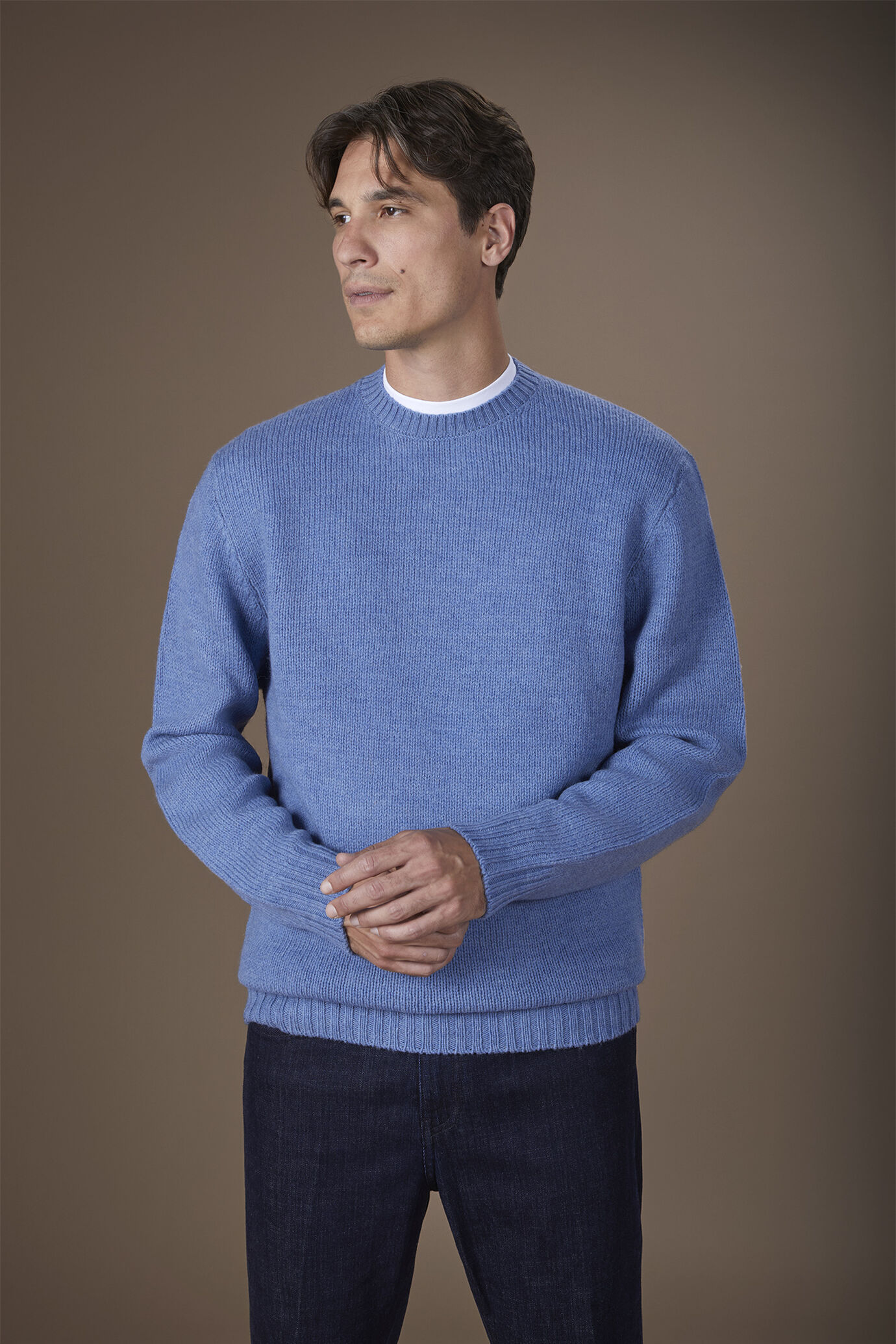 Pull homme à col rond, 100% laine, coupe classique image number 0