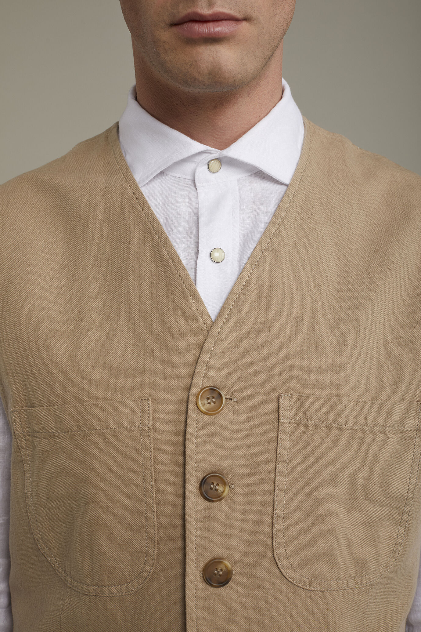 Gilet sportivo uomo in lino e cotone con tasche a toppa regular fit image number 3
