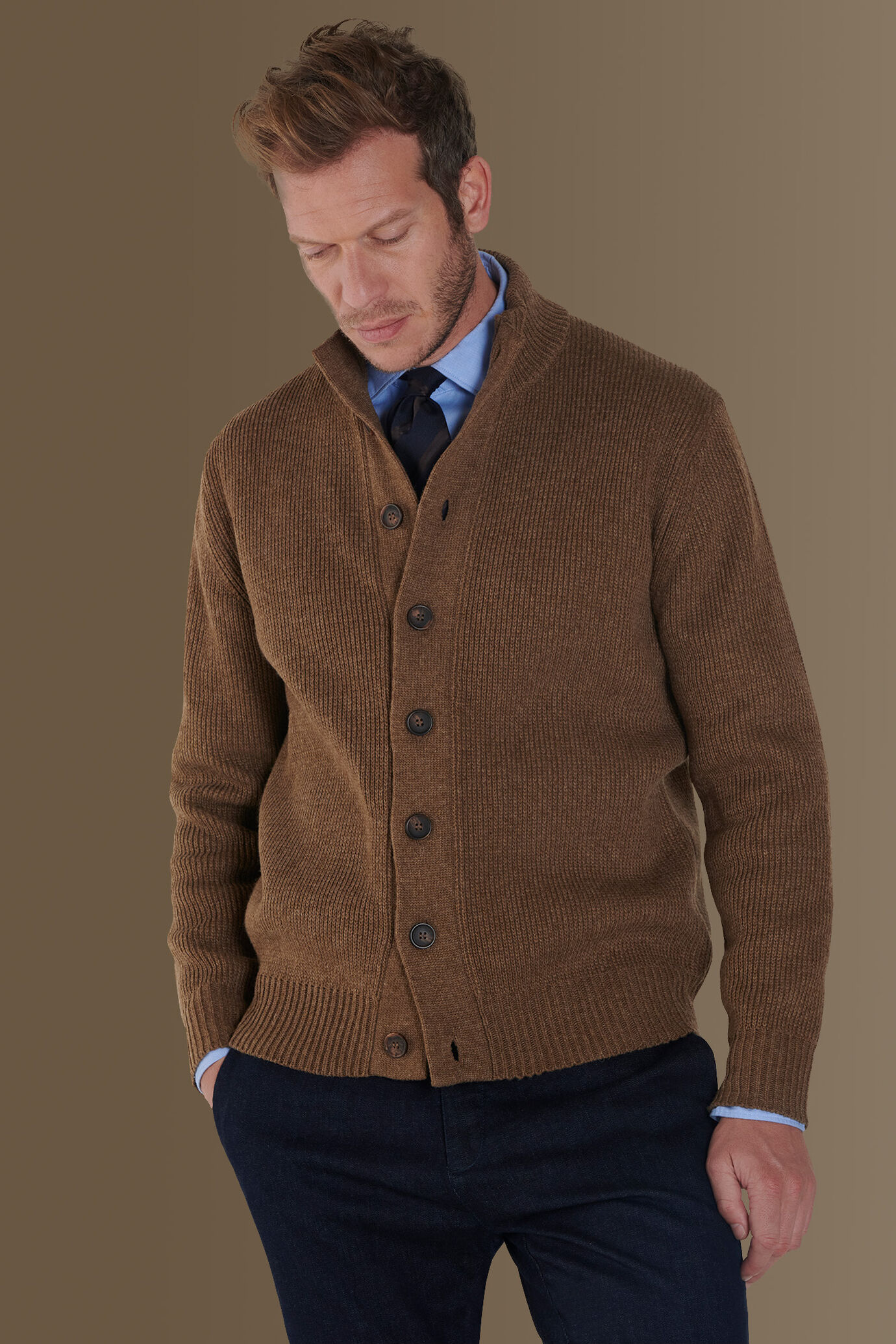 Cardigan con collo alto image number 0