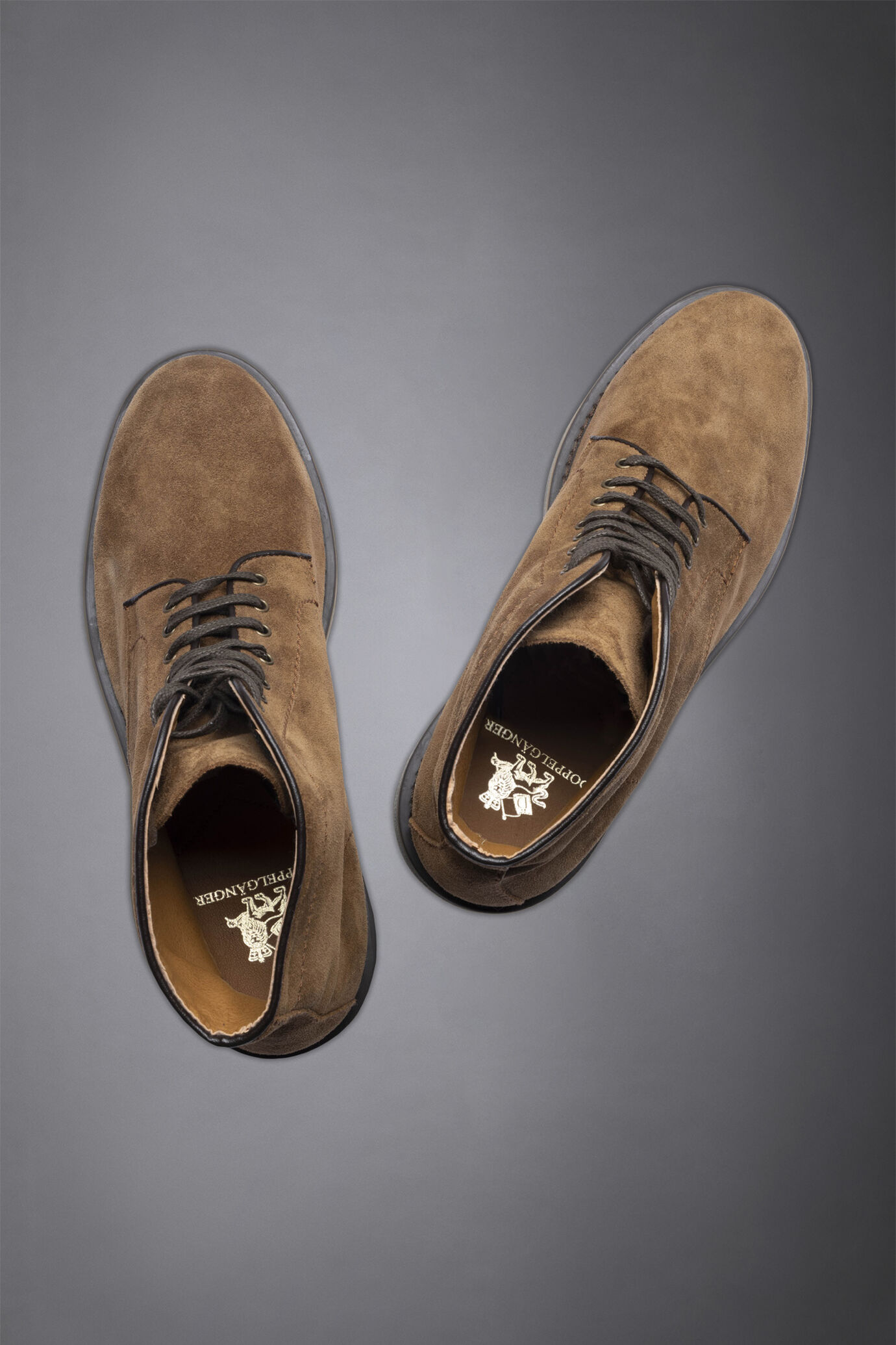 100% suede leather boots with rubber sole image number 2