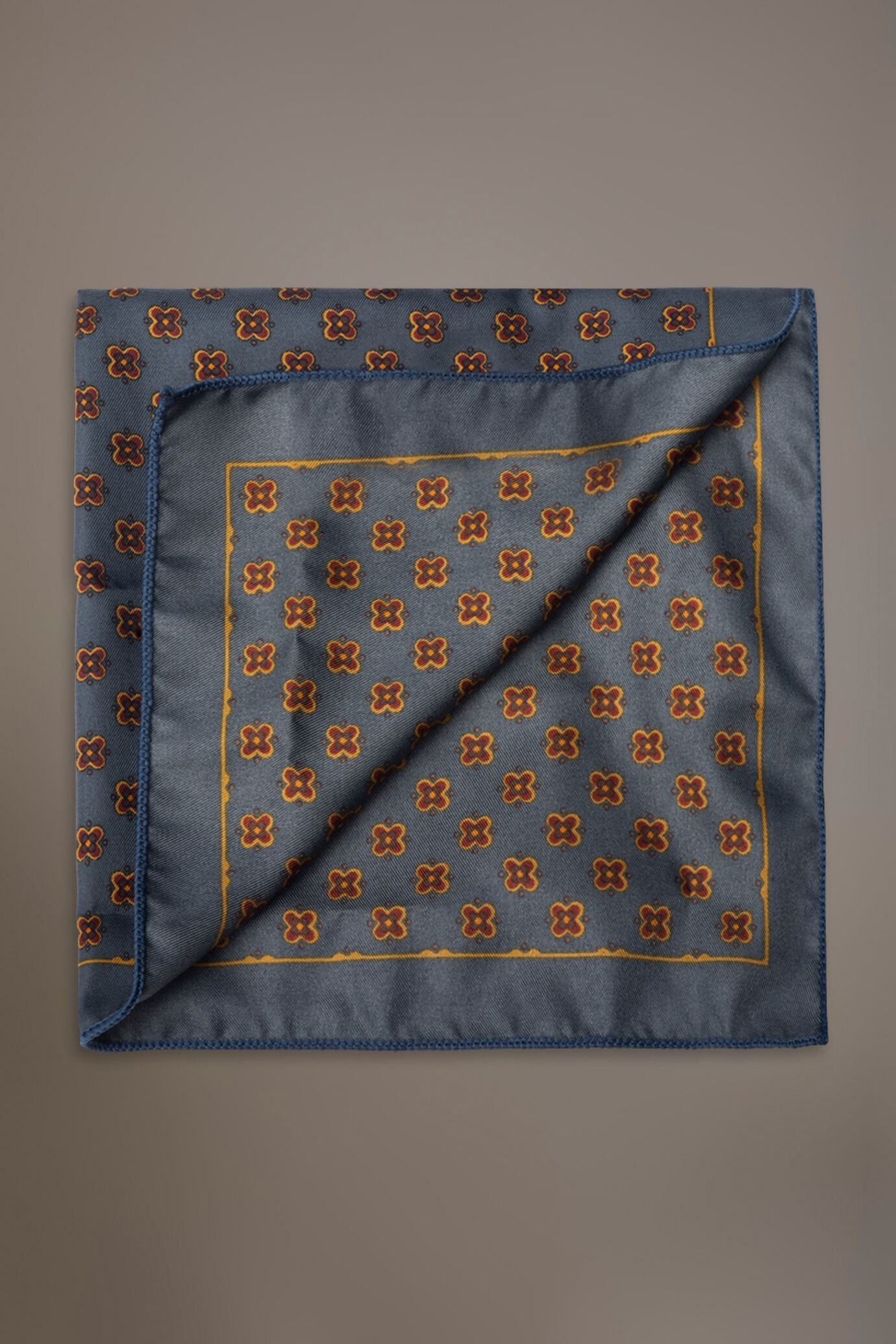 Patterned printed twill Pochette image number 0