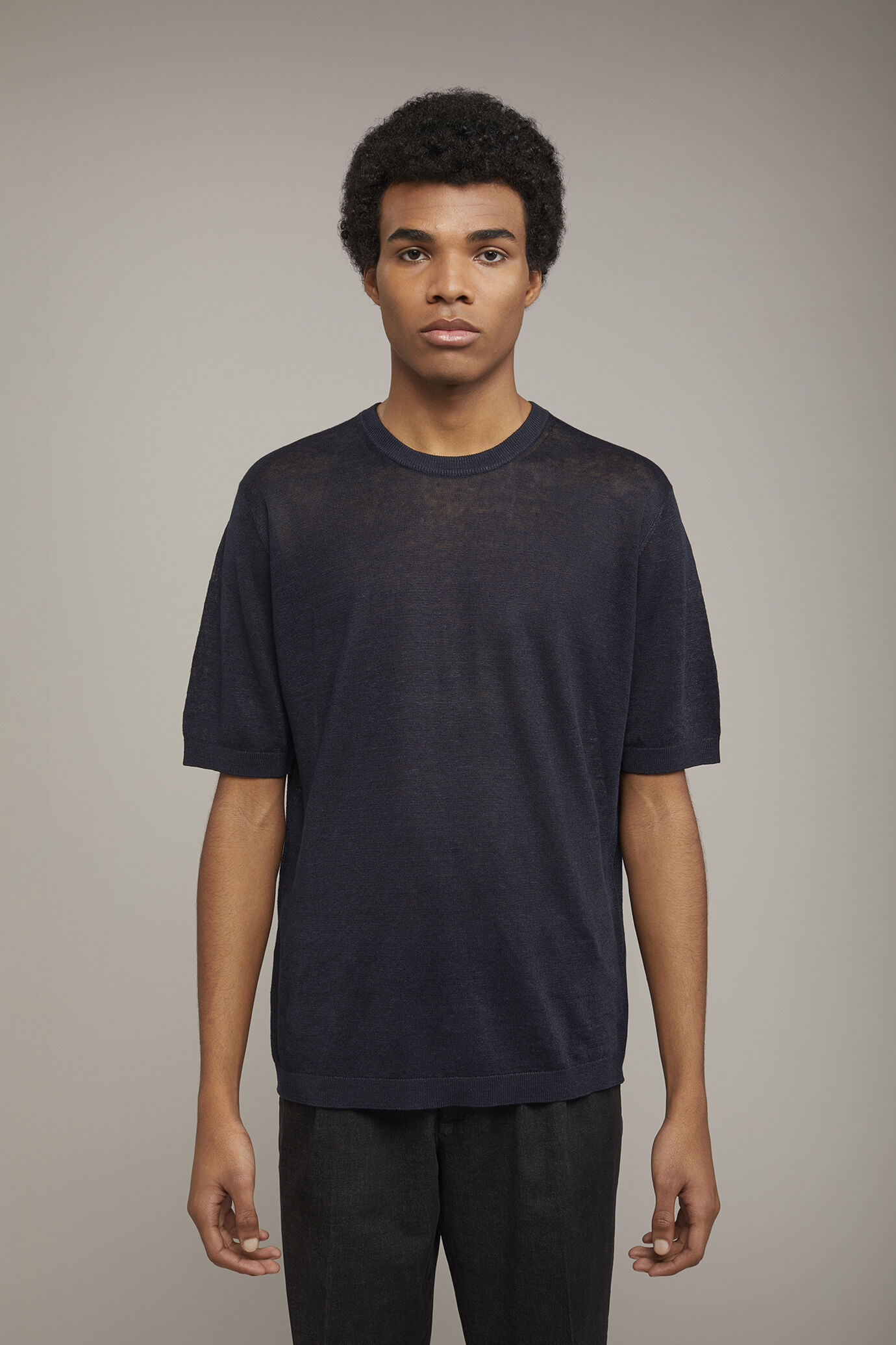 T-shirt uomo in maglia 100% lino con manica corta regular fit image number 2