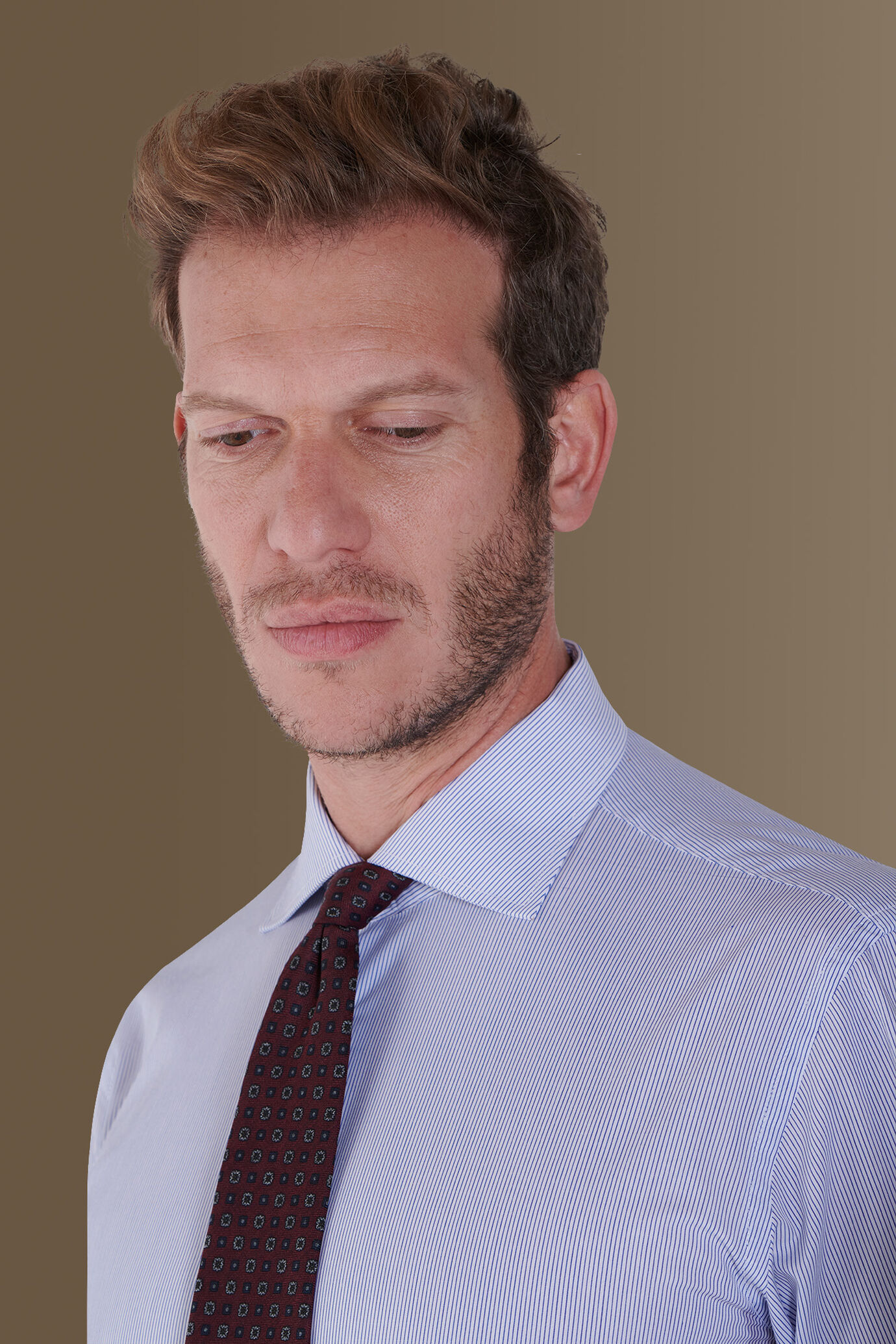Camicia classica collo francese uomo 100% cotone tinto filo a righe image number 1