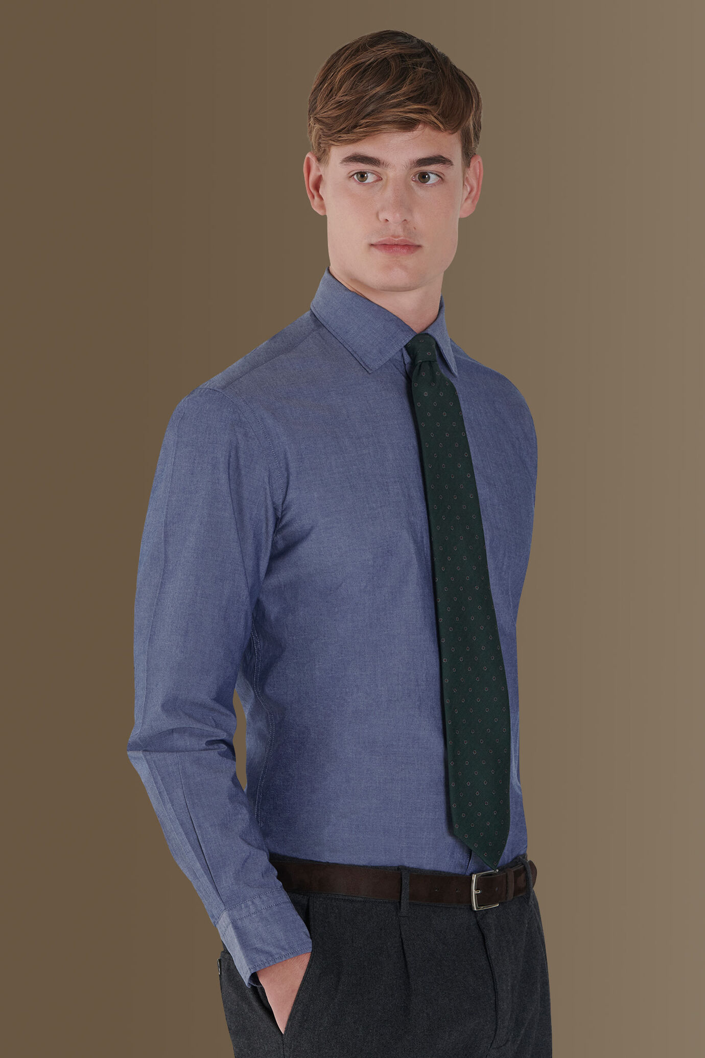 Camicia casual collo francese tessuto chambray uomo image number 0