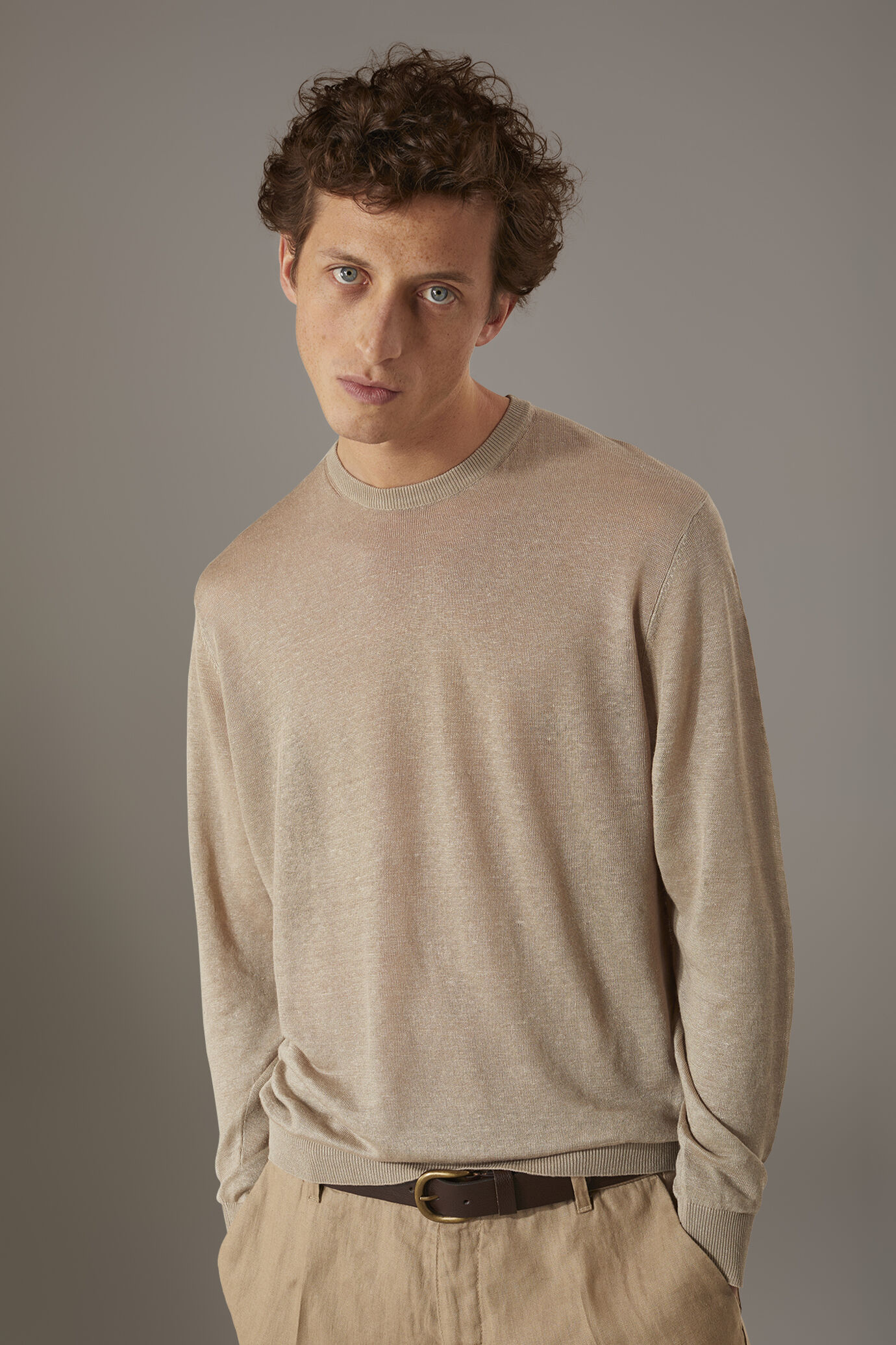 Round neck sweater 100% linen image number 1